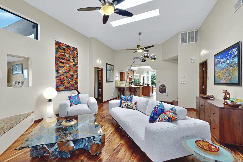 536 BLACK BEAR Road NE