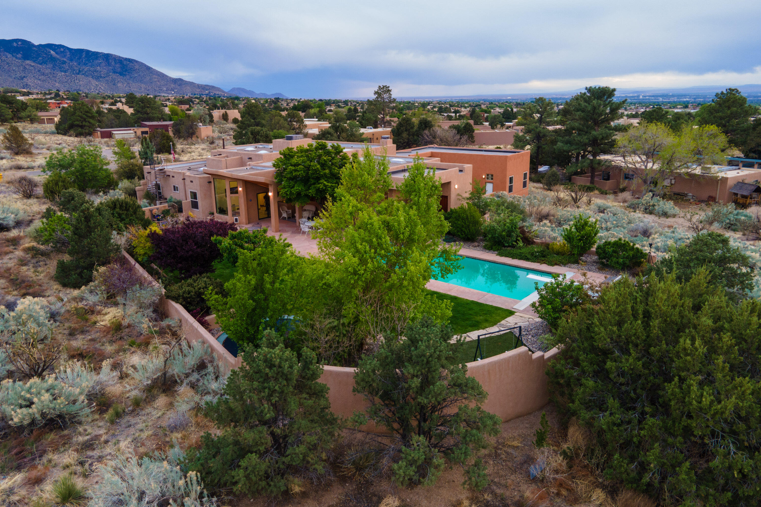 536 BLACK BEAR Road NE