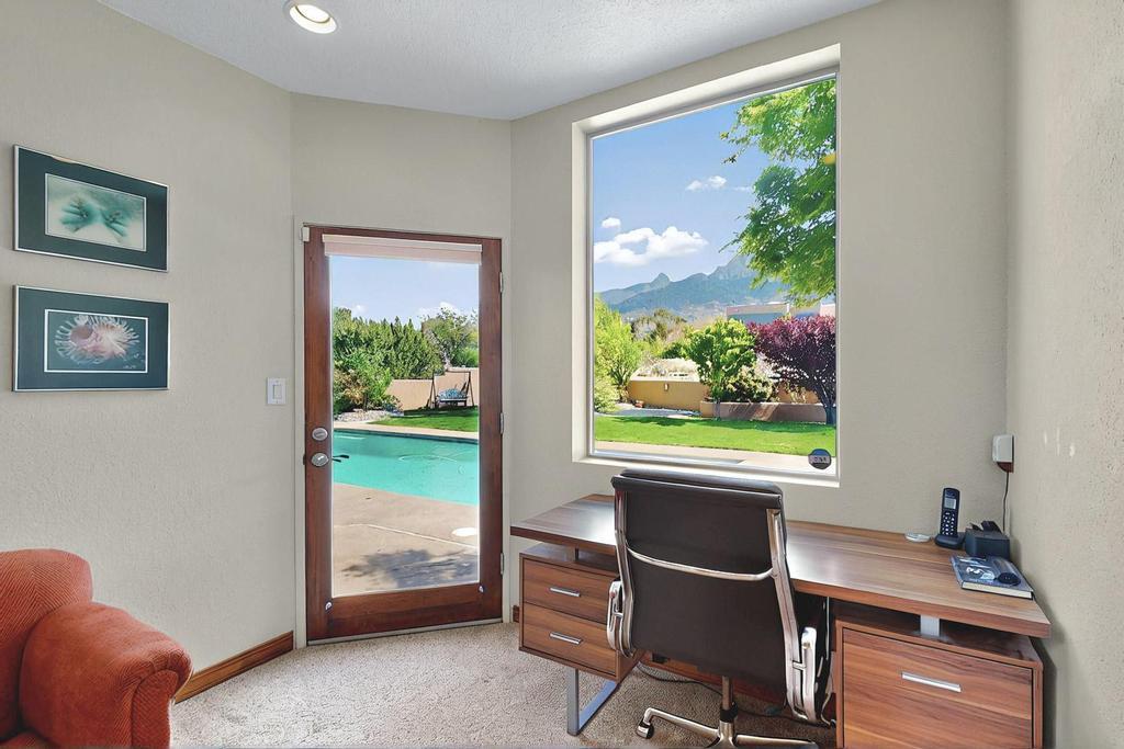 536 BLACK BEAR Road NE