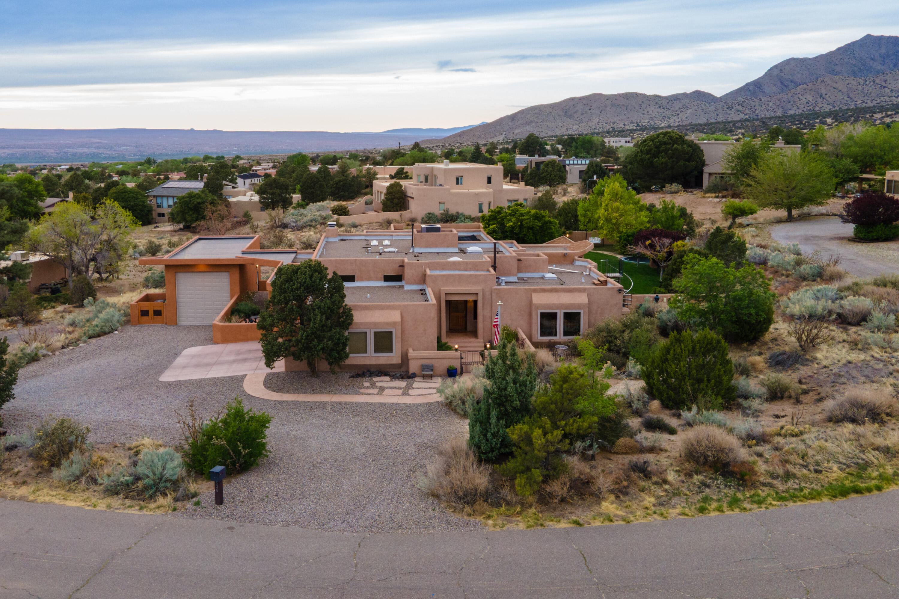 536 BLACK BEAR Road NE