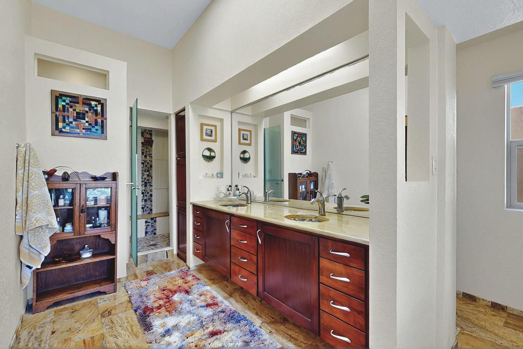 536 BLACK BEAR Road NE