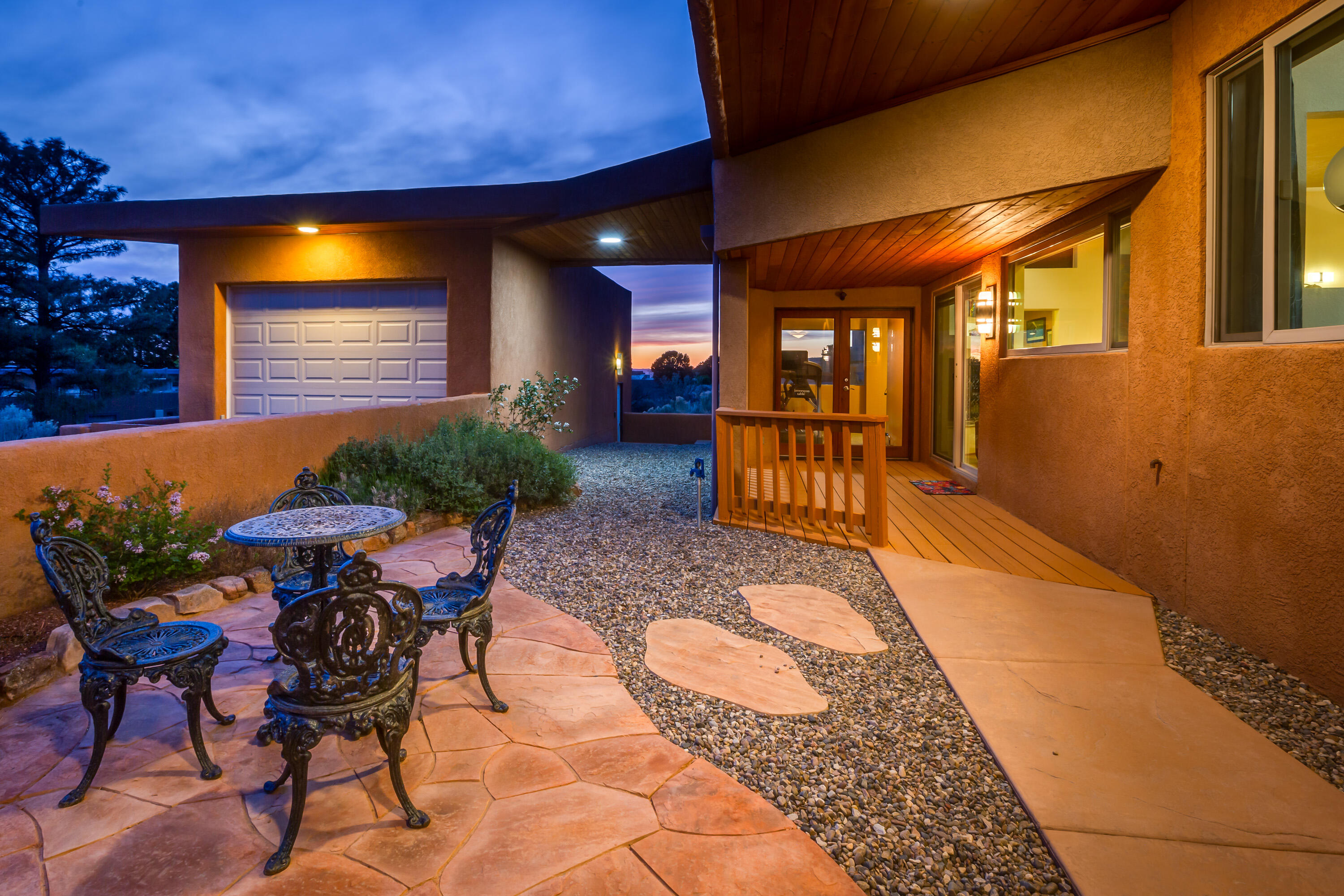 536 BLACK BEAR Road NE