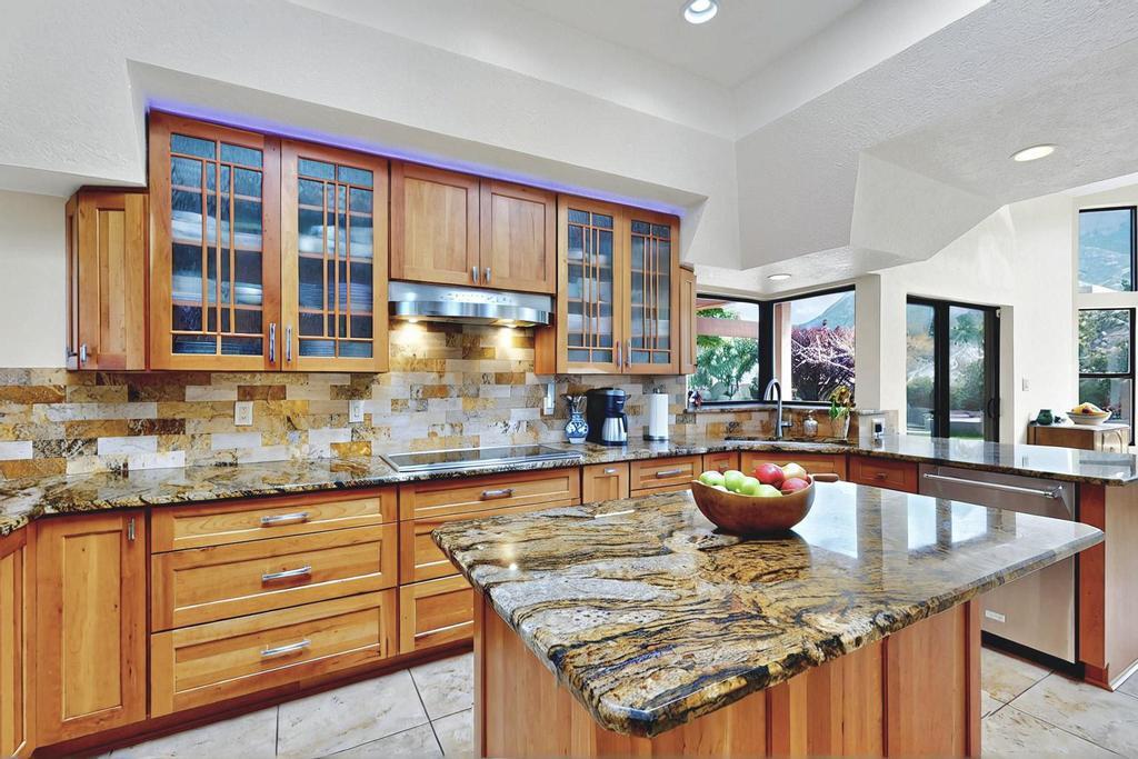 536 BLACK BEAR Road NE