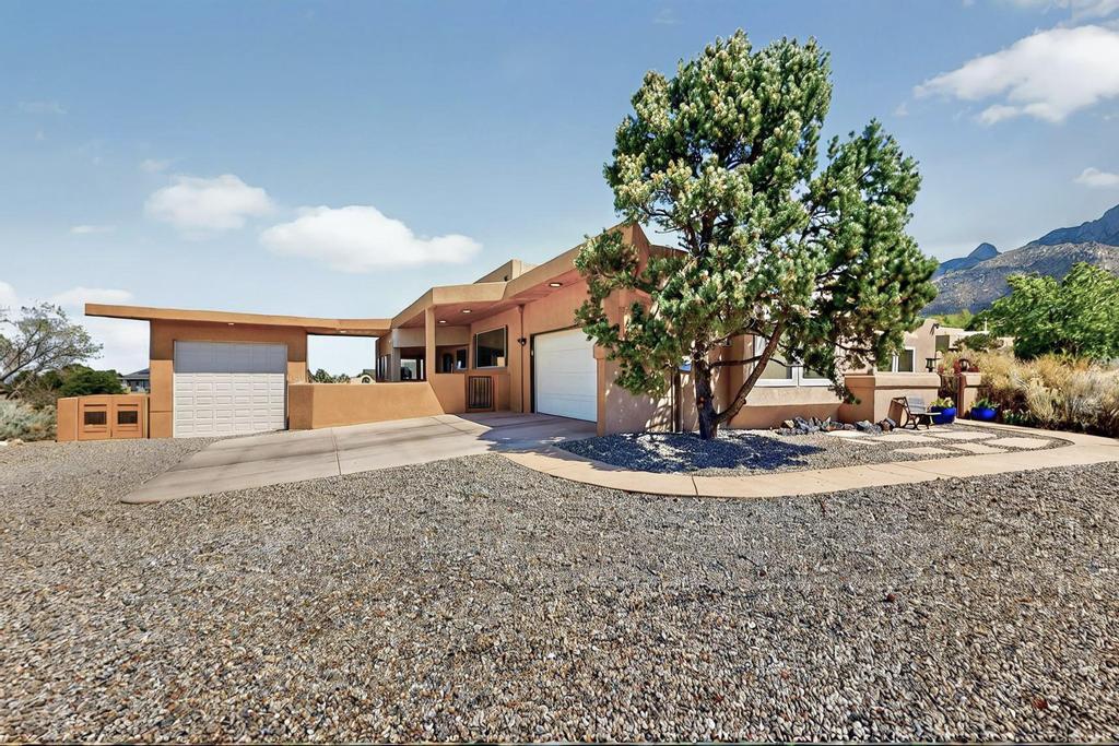 536 BLACK BEAR Road NE