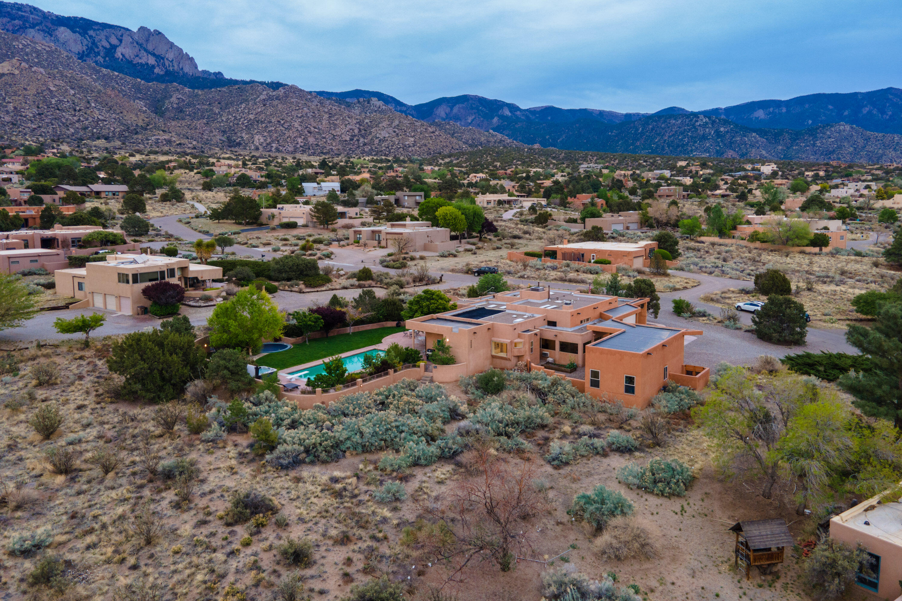 536 BLACK BEAR Road NE