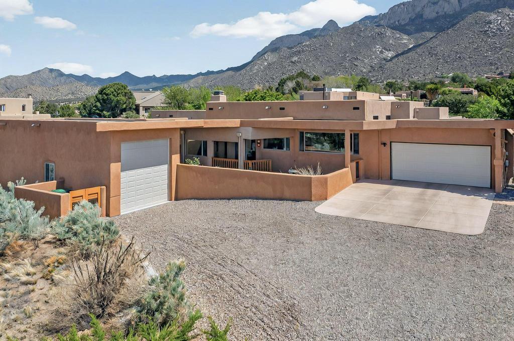 536 BLACK BEAR Road NE