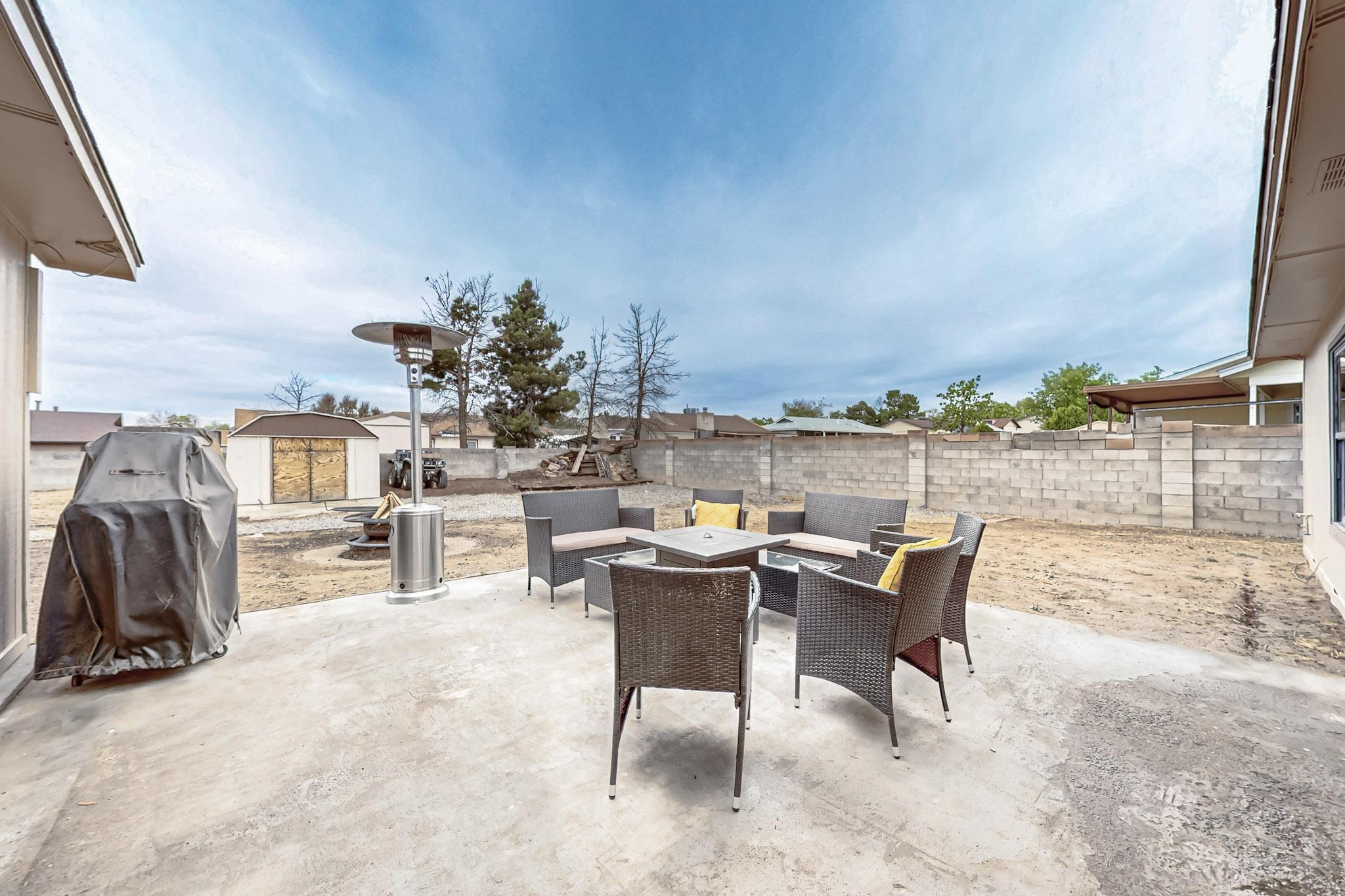 811 BUCKBOARD Road SE