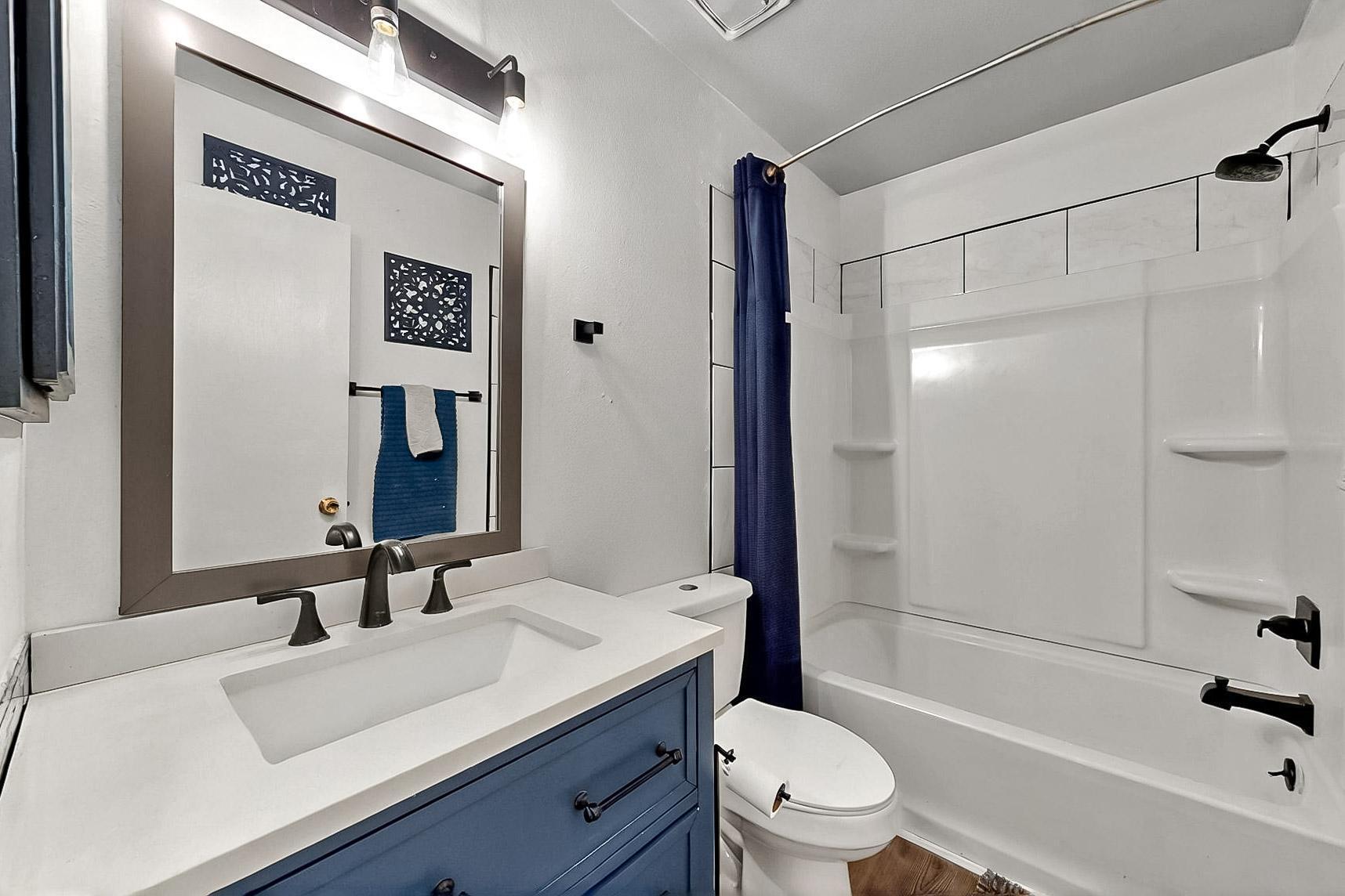 811 BUCKBOARD Road SE