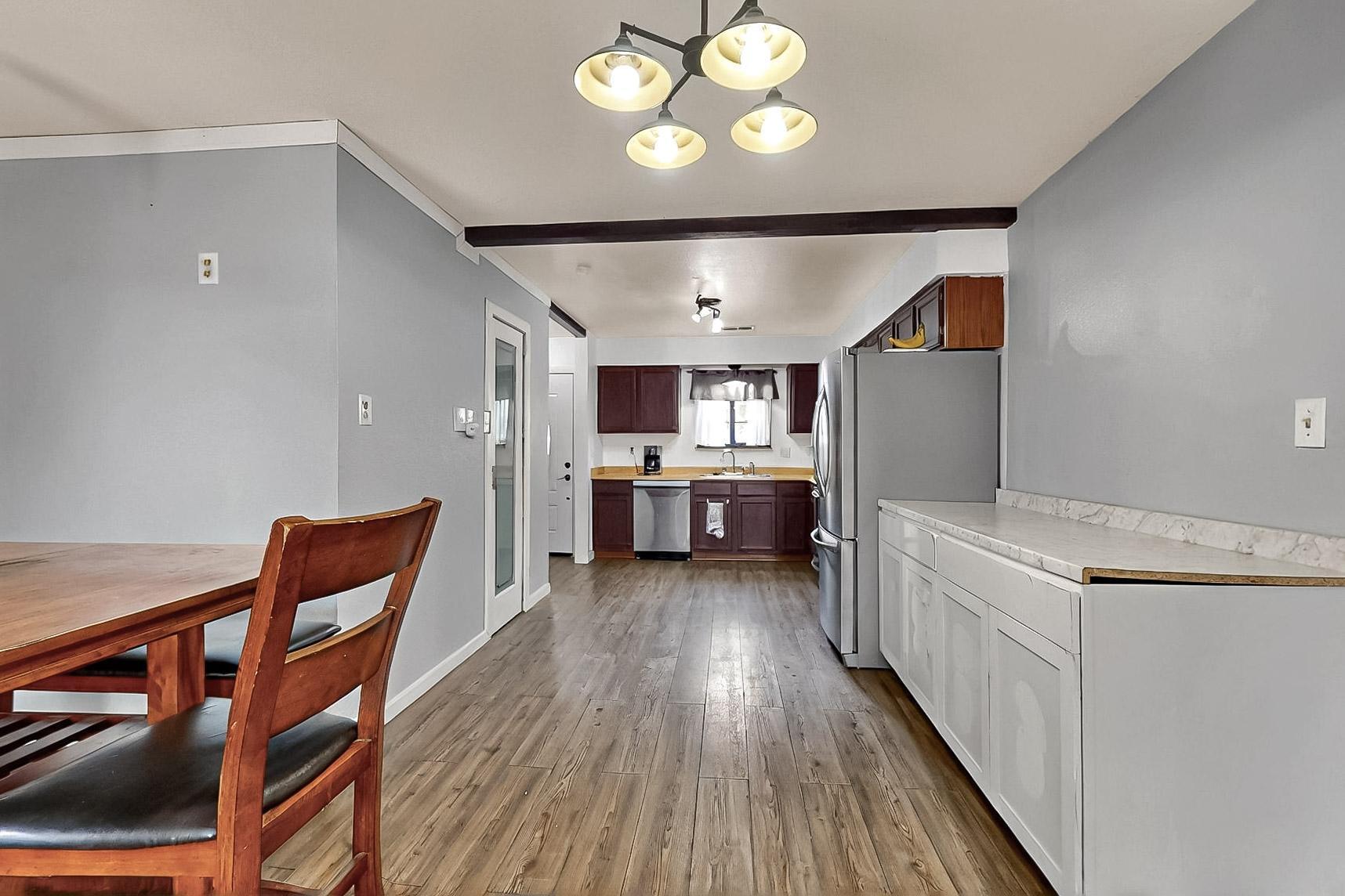 811 BUCKBOARD Road SE