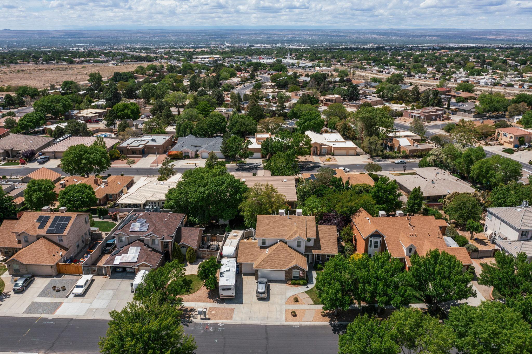 6924 BRANDYWINE Loop NE