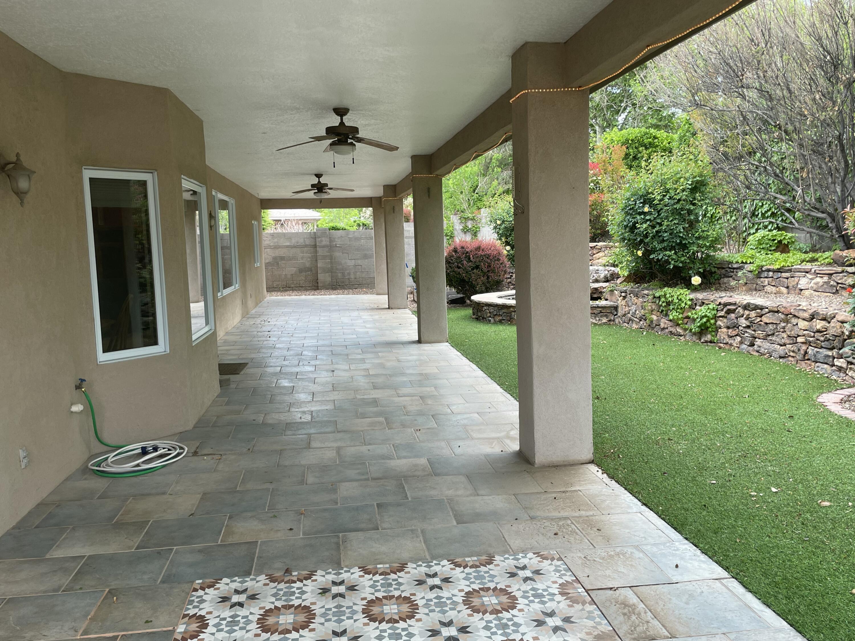 6924 BRANDYWINE Loop NE