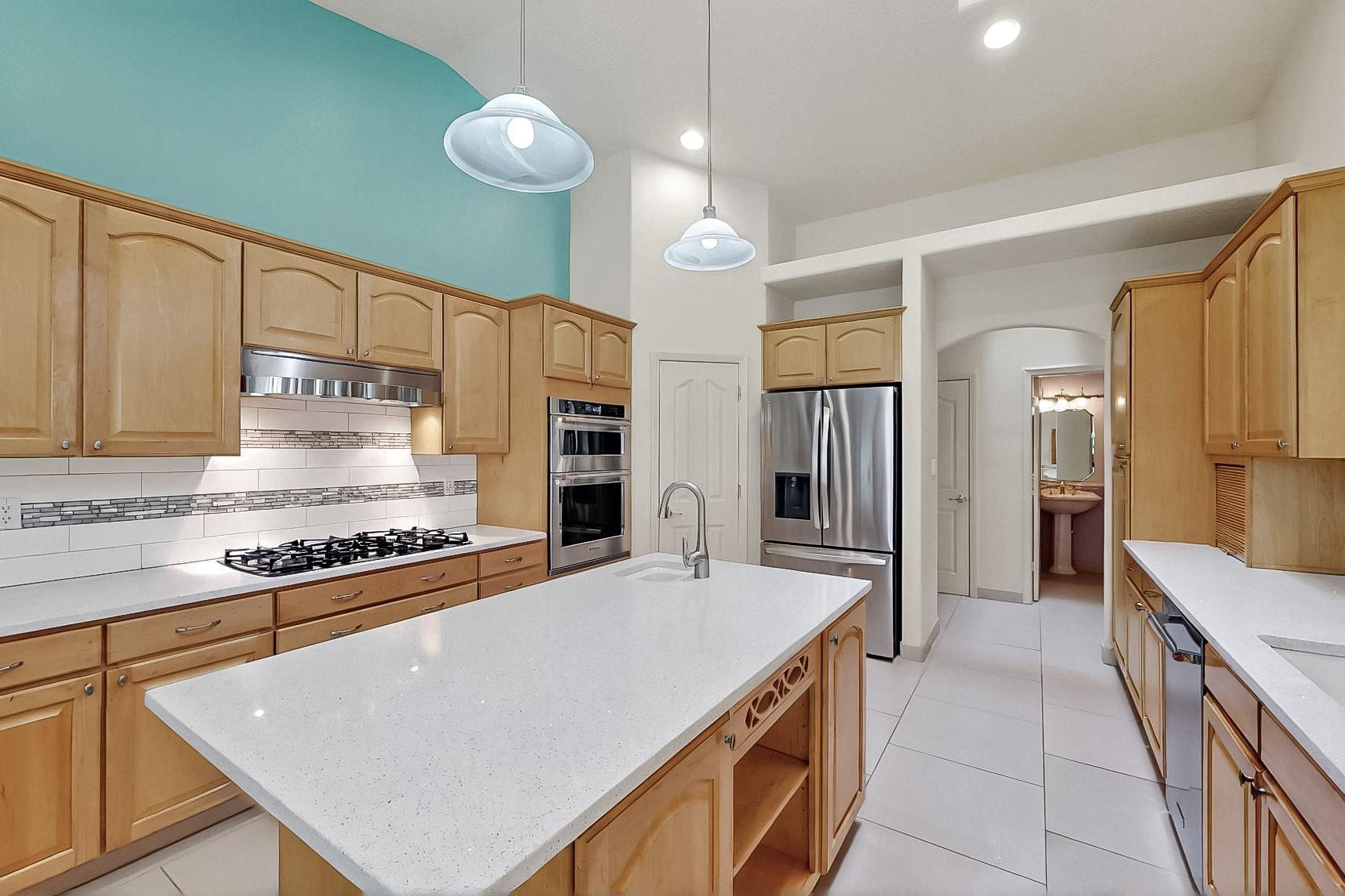 6924 BRANDYWINE Loop NE