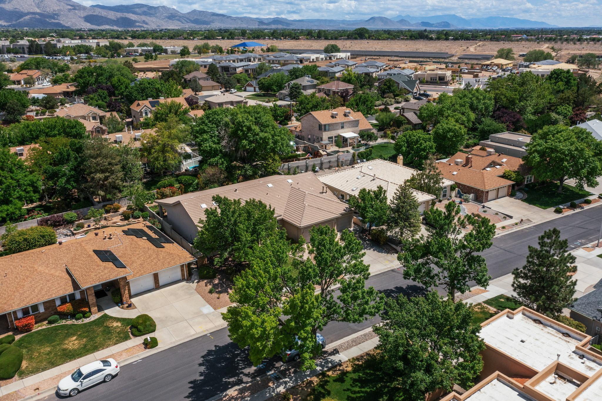 6924 BRANDYWINE Loop NE