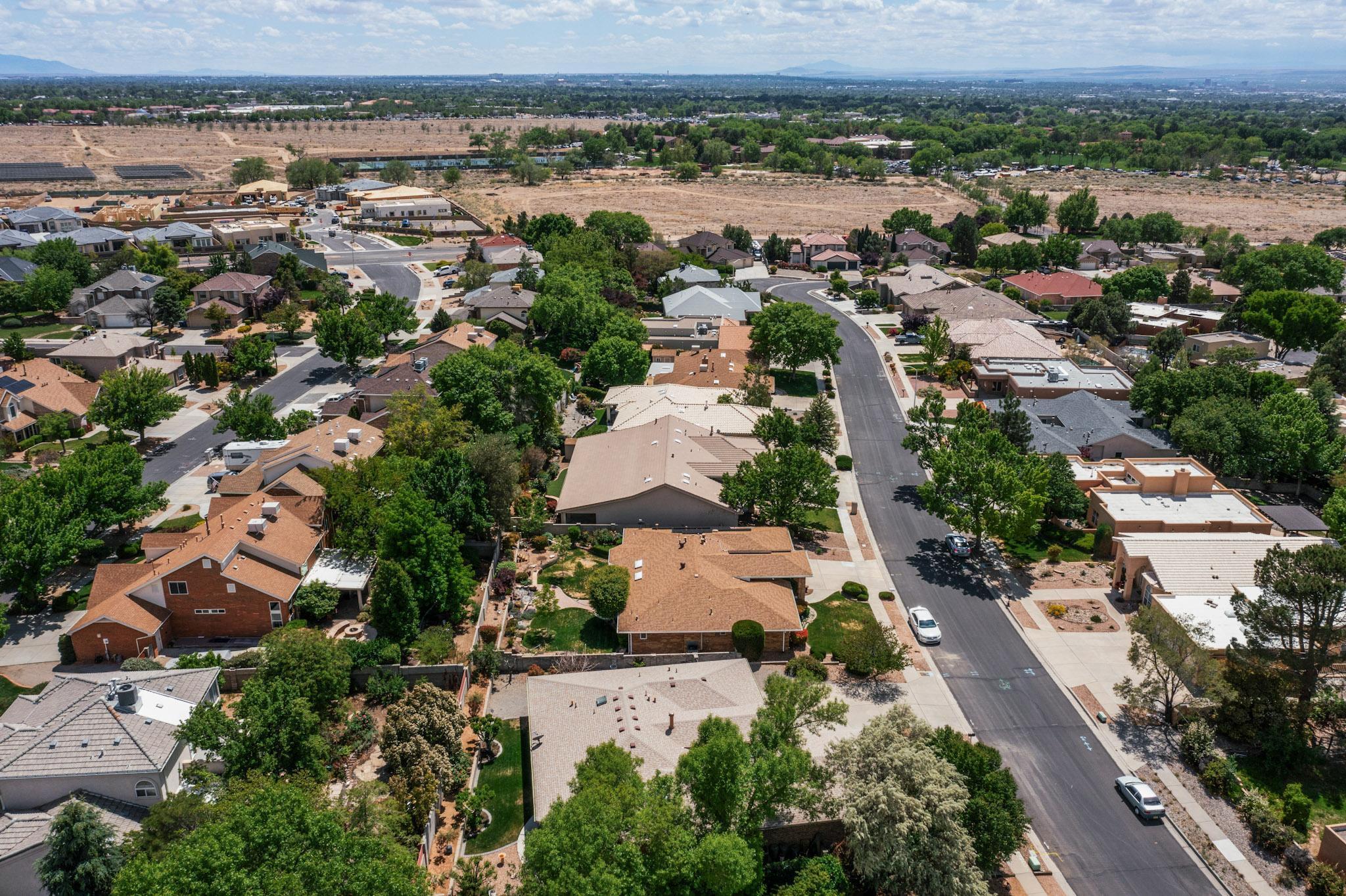 6924 BRANDYWINE Loop NE