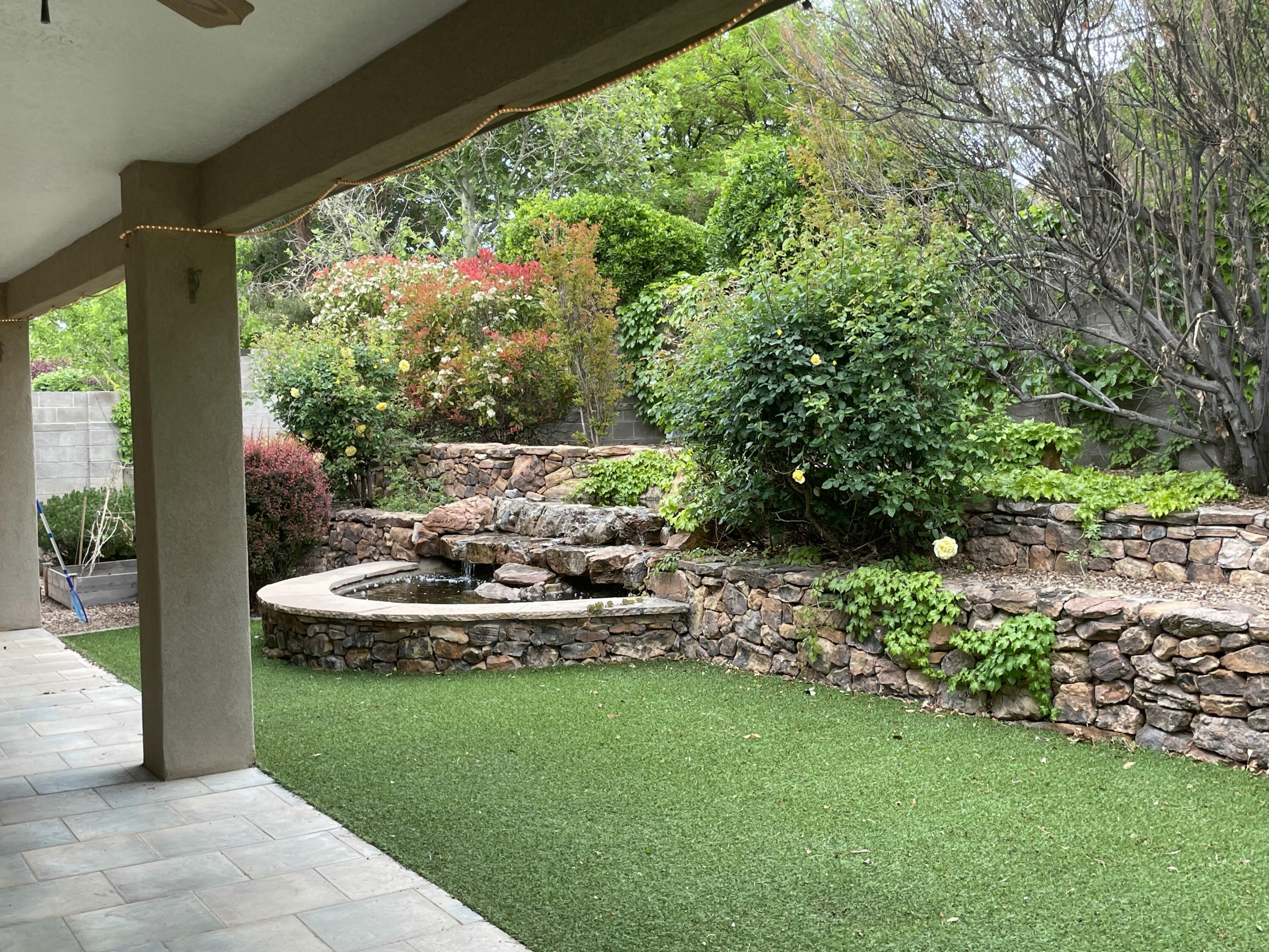 6924 BRANDYWINE Loop NE