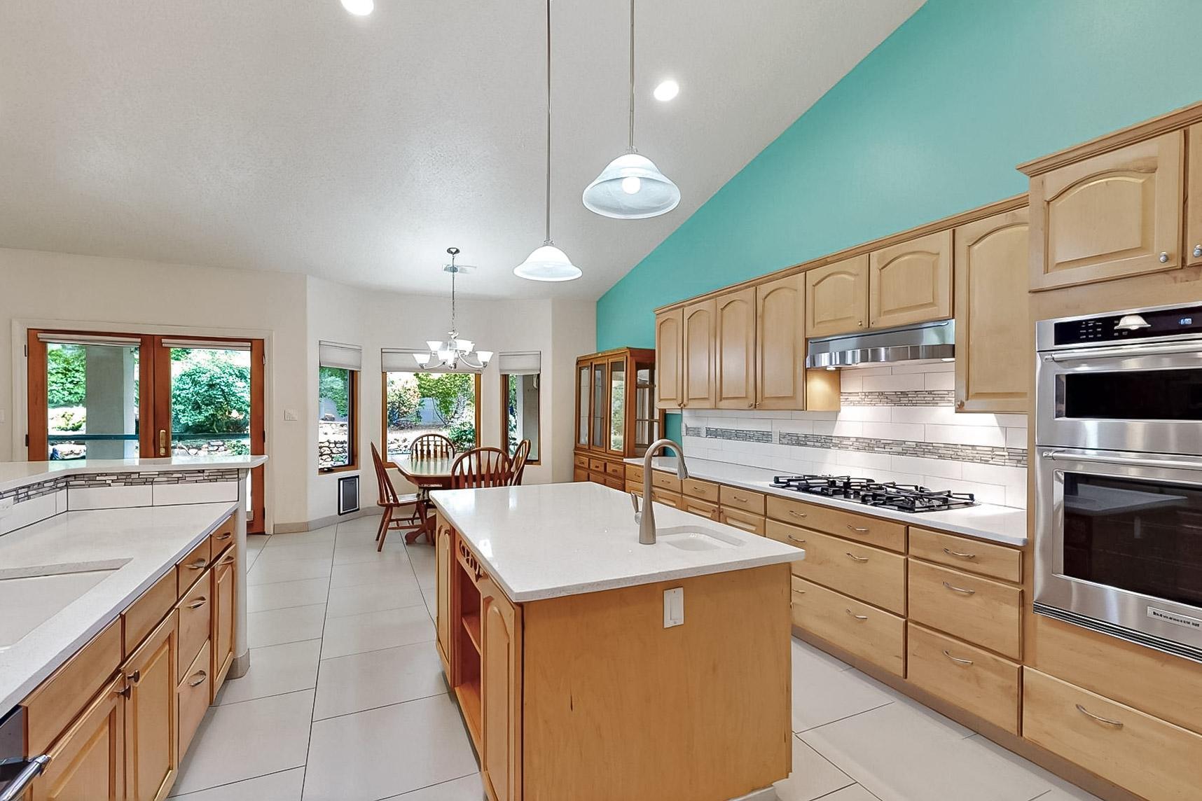 6924 BRANDYWINE Loop NE