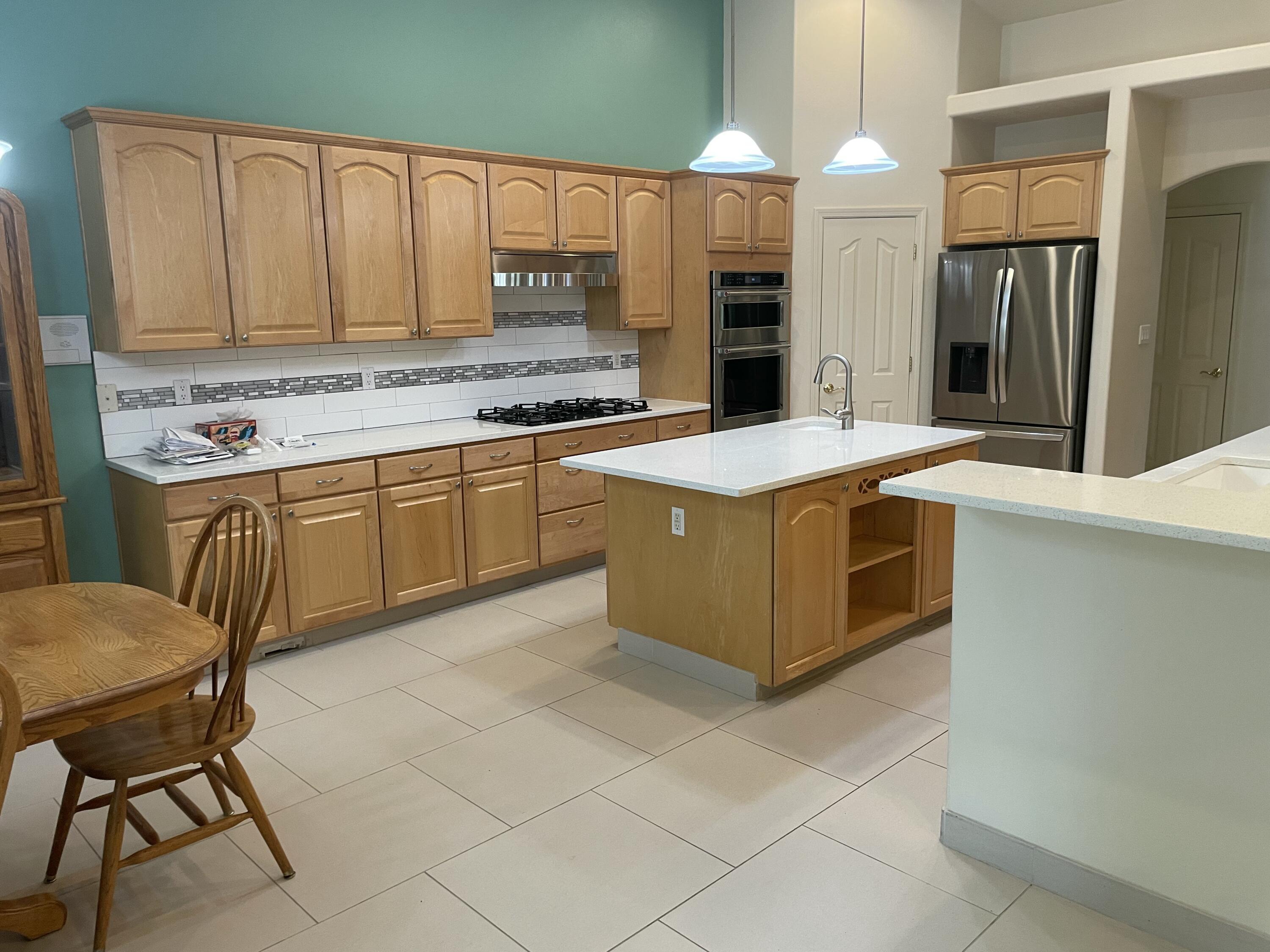 6924 BRANDYWINE Loop NE