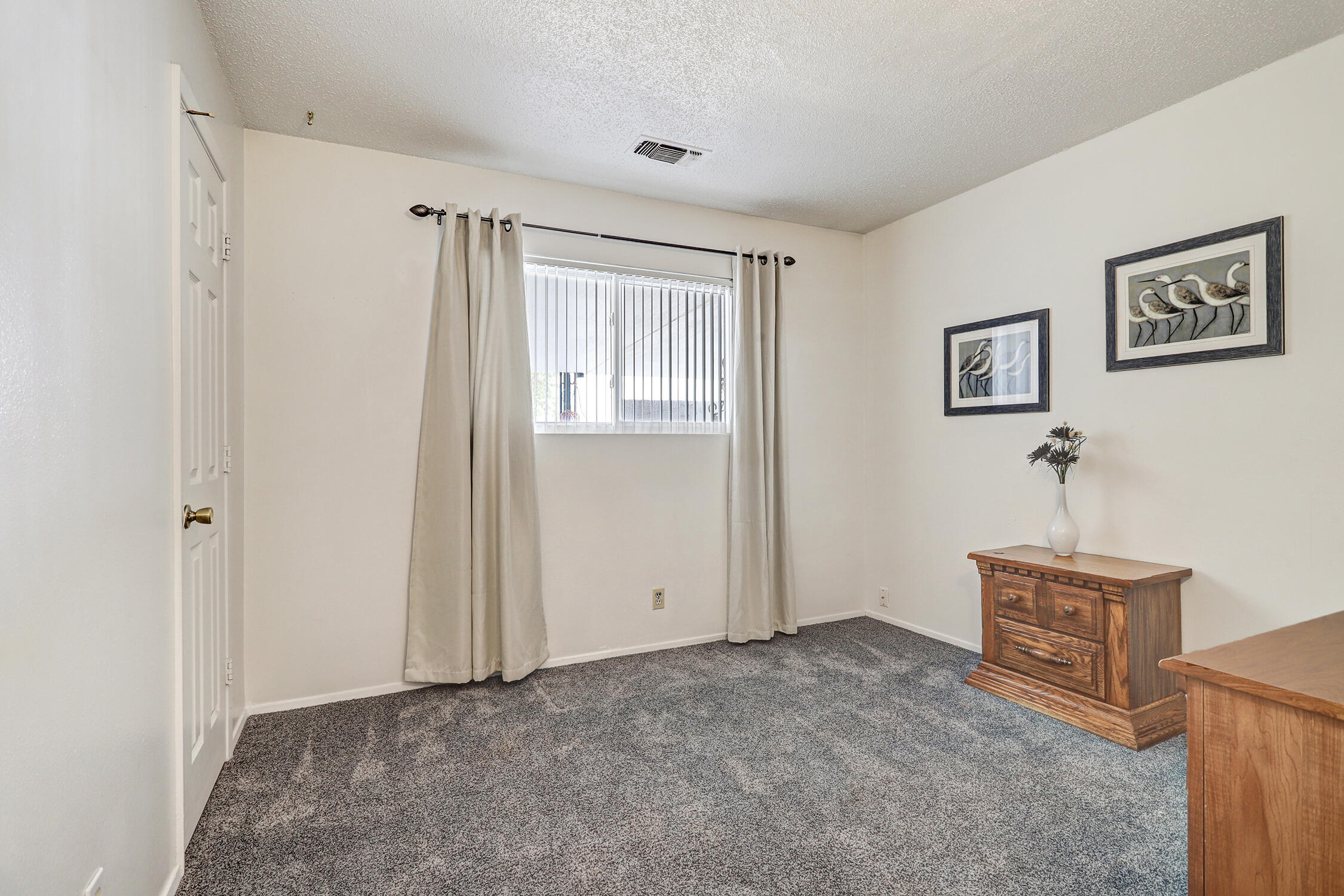 2807 DESERT GARDEN Lane SW