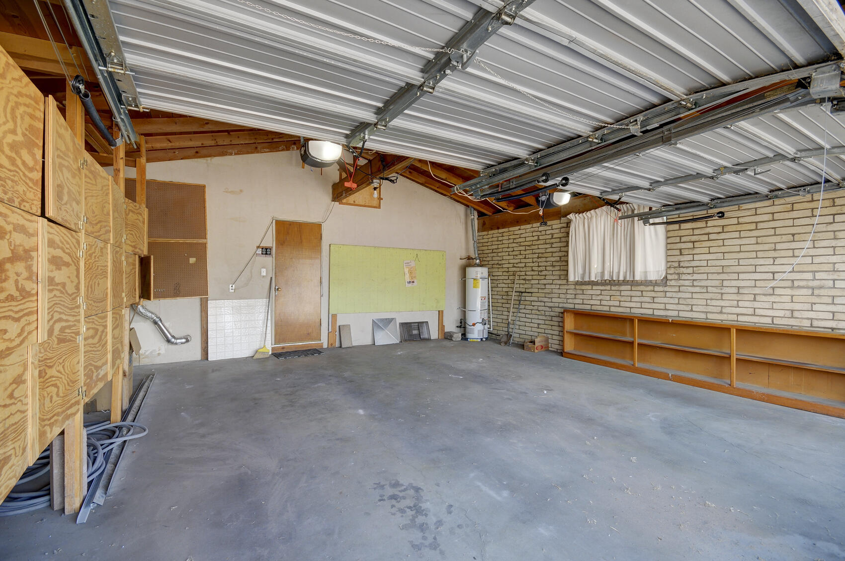 717 TRUMAN Street NE