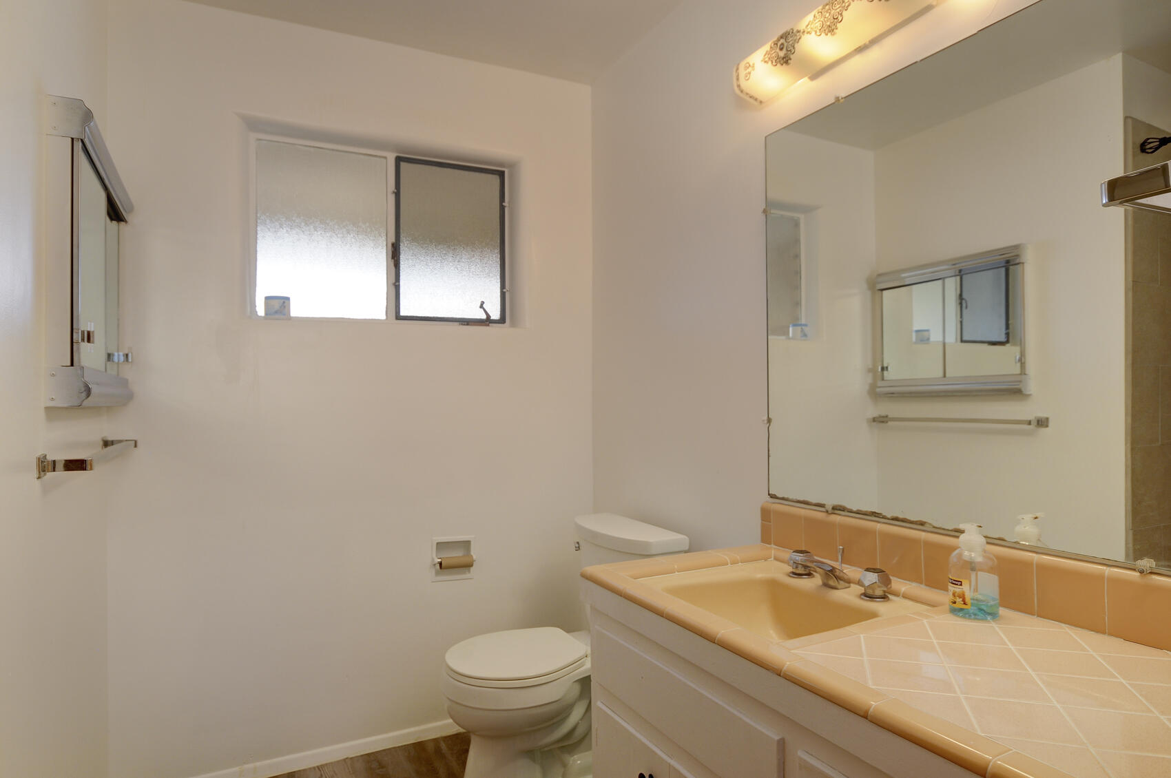 717 TRUMAN Street NE