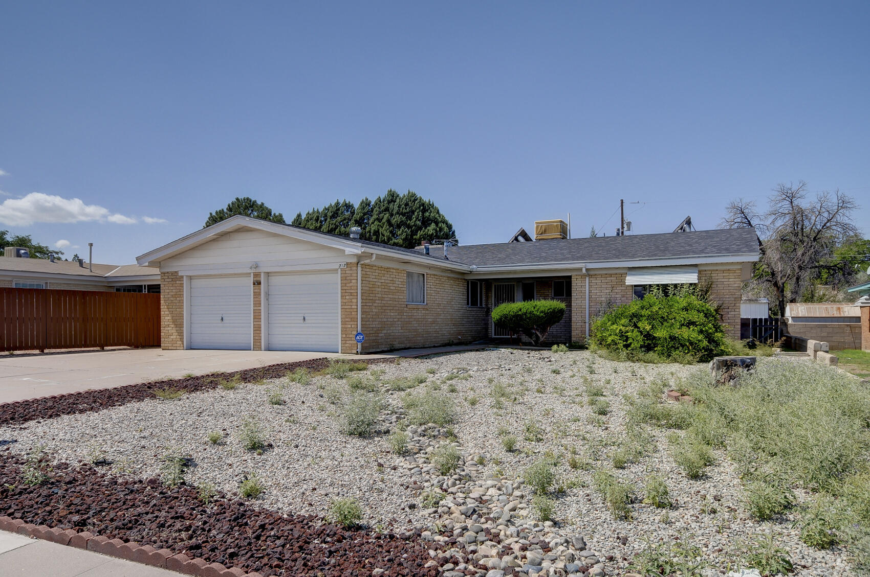 717 TRUMAN Street NE