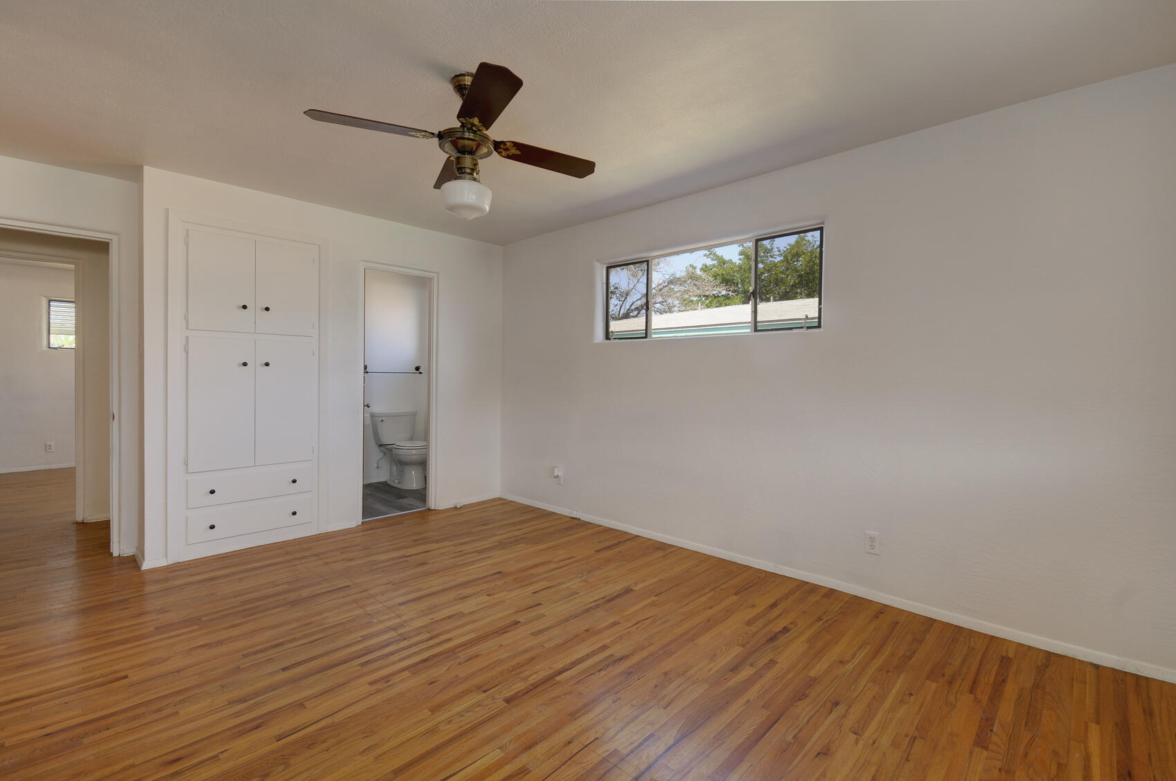 717 TRUMAN Street NE