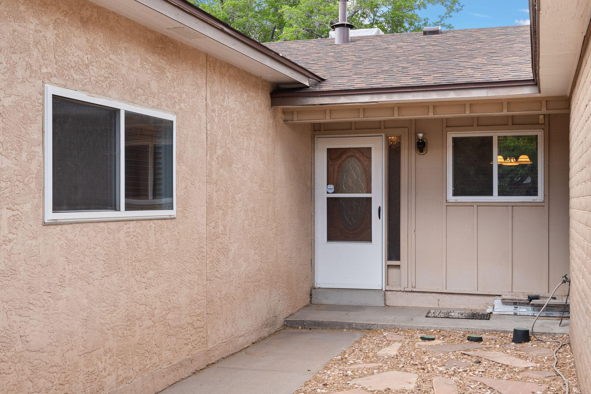 10401 KAREN Avenue NE