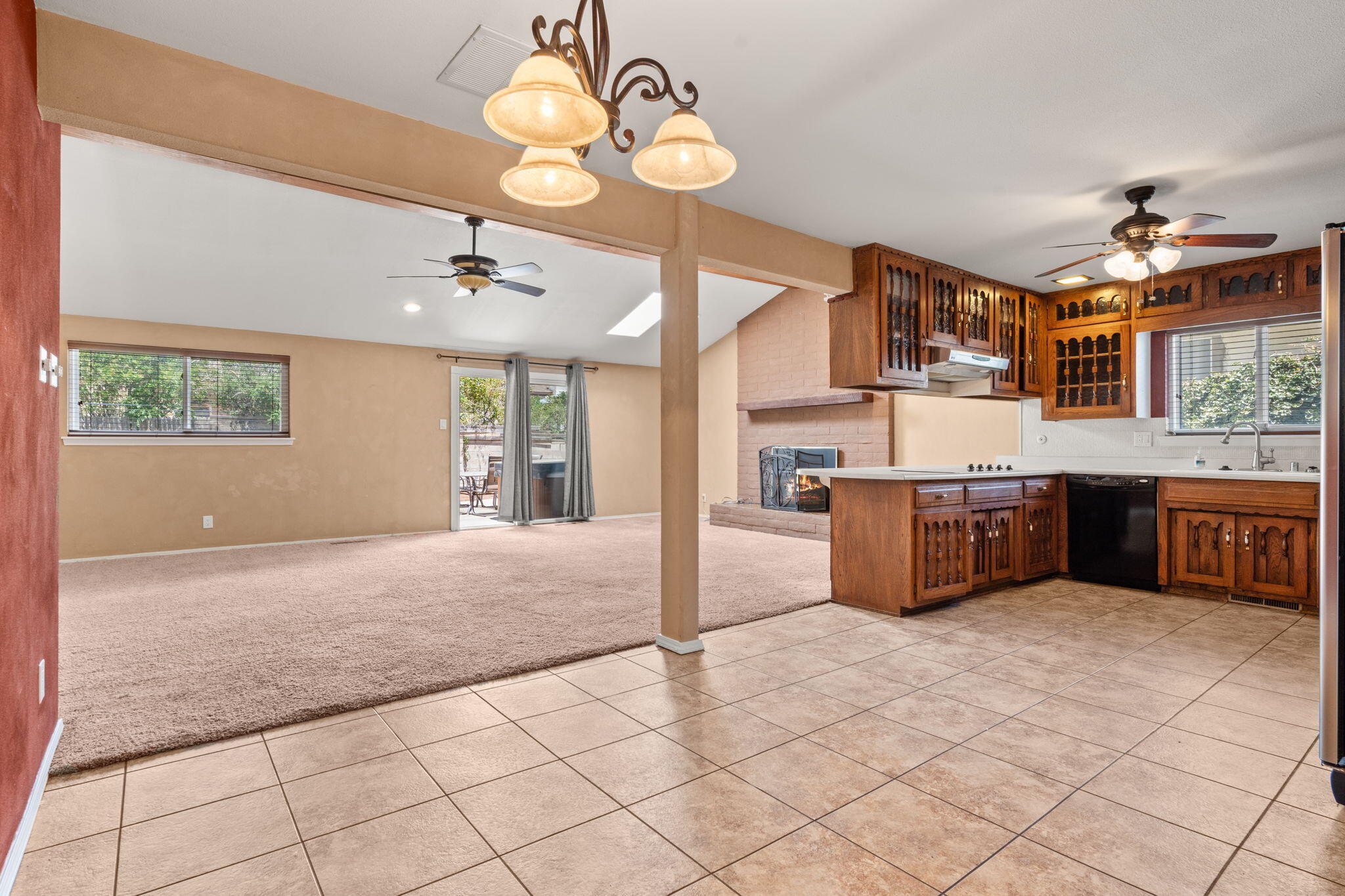 10401 KAREN Avenue NE