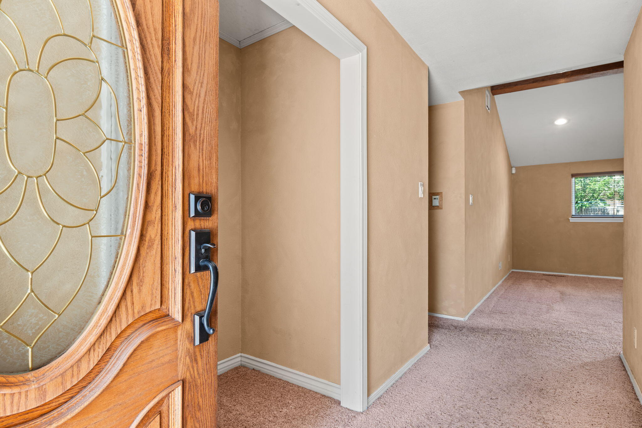 10401 KAREN Avenue NE