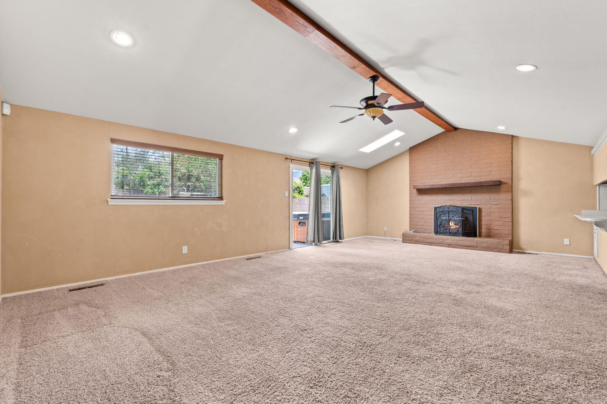 10401 KAREN Avenue NE