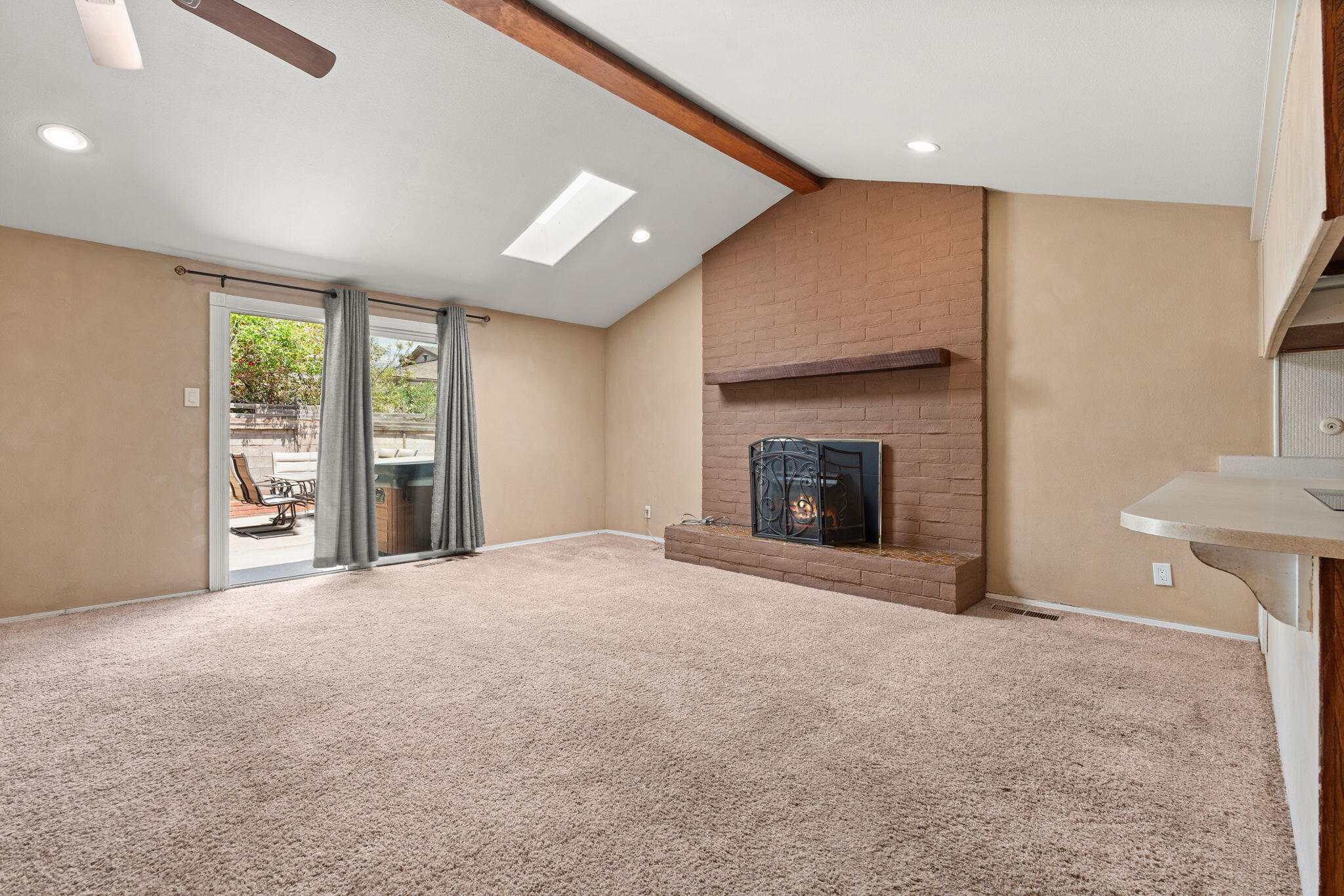 10401 KAREN Avenue NE