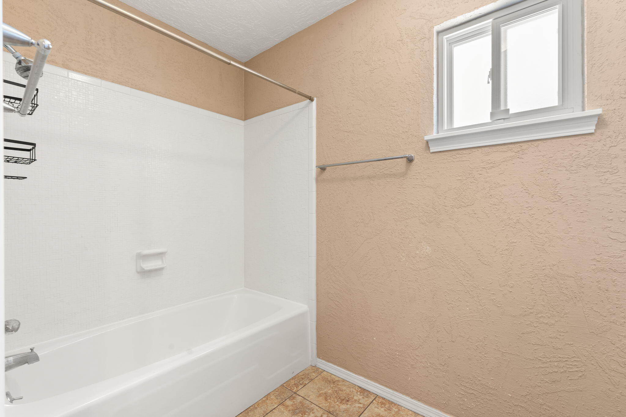 10401 KAREN Avenue NE