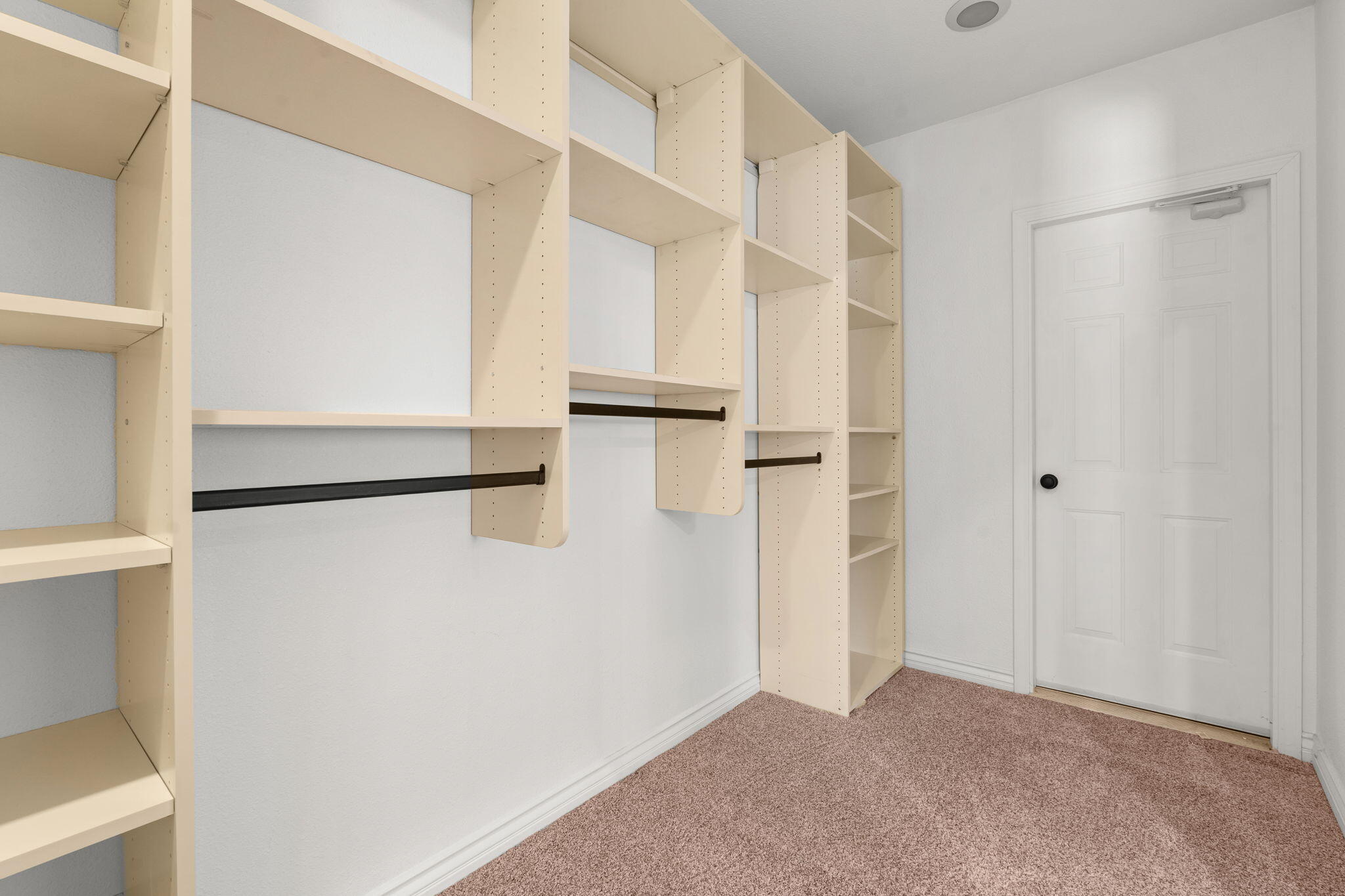 10401 KAREN Avenue NE