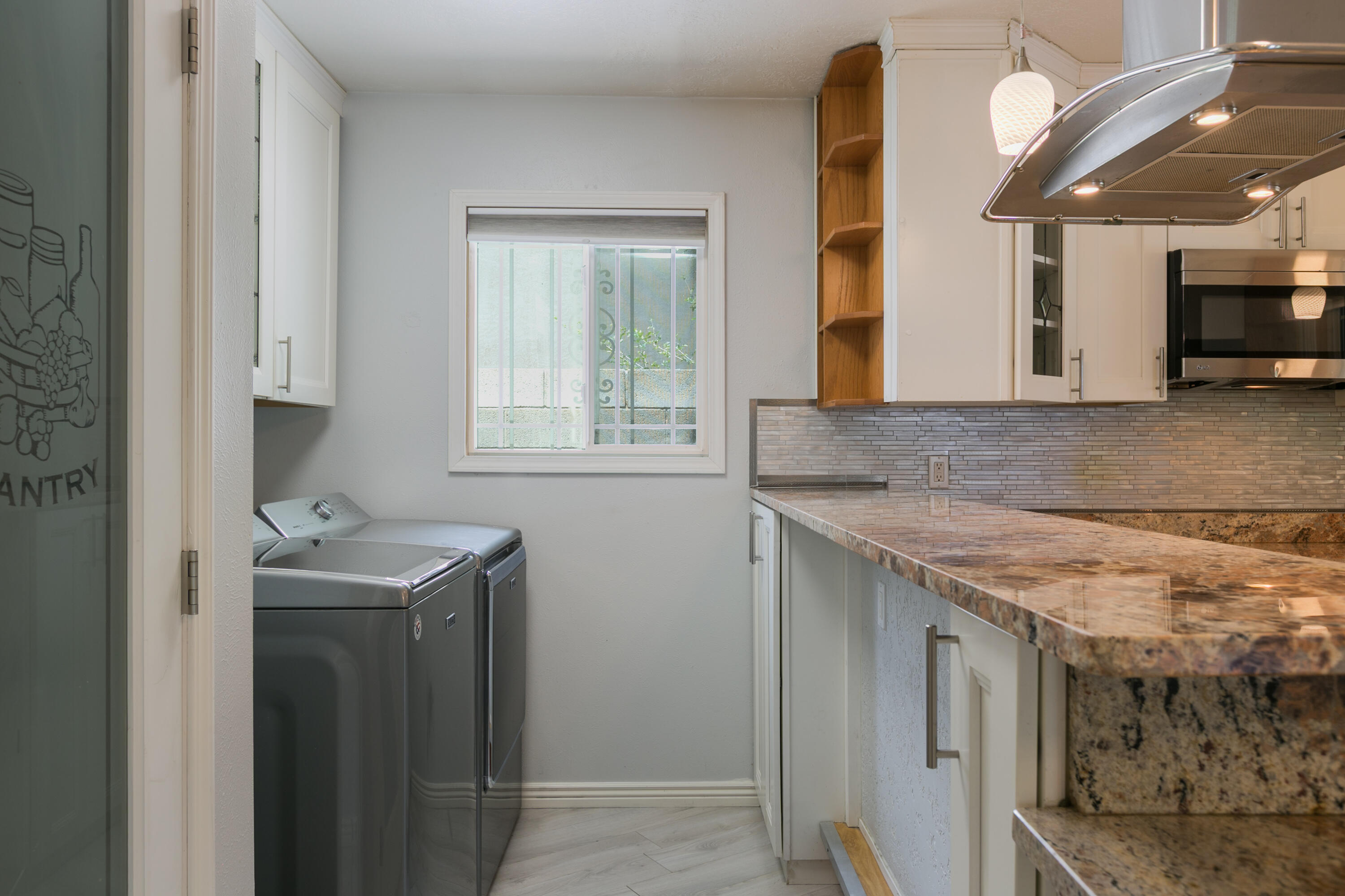 2108 ESPANOLA Street NE