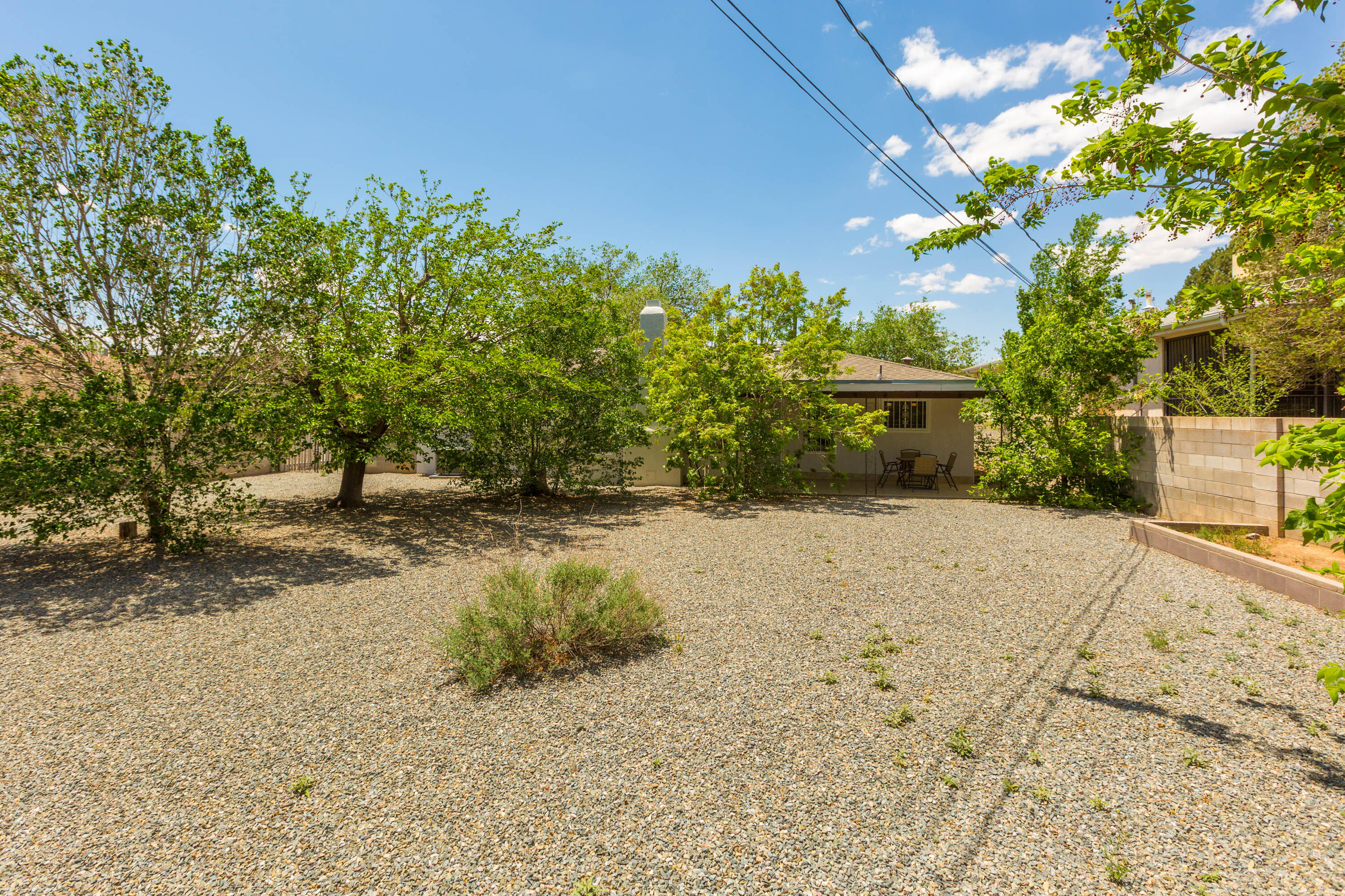 2108 ESPANOLA Street NE