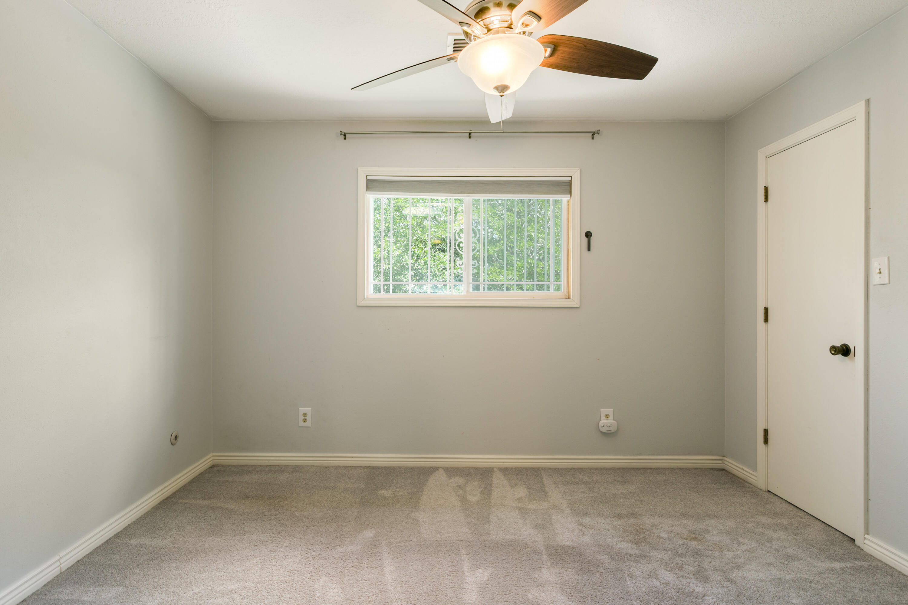 2108 ESPANOLA Street NE