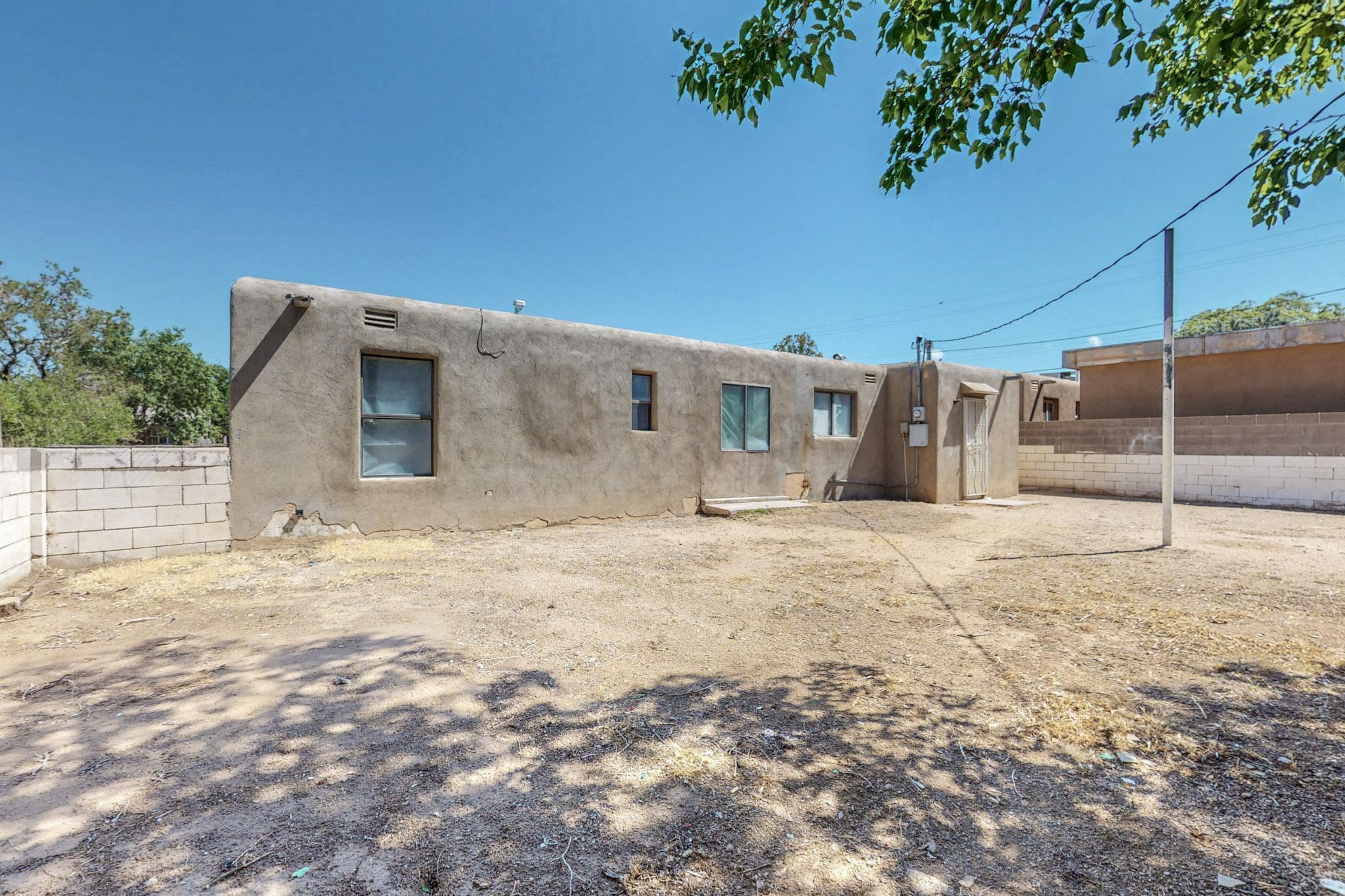 5212 CHEROKEE Road NE