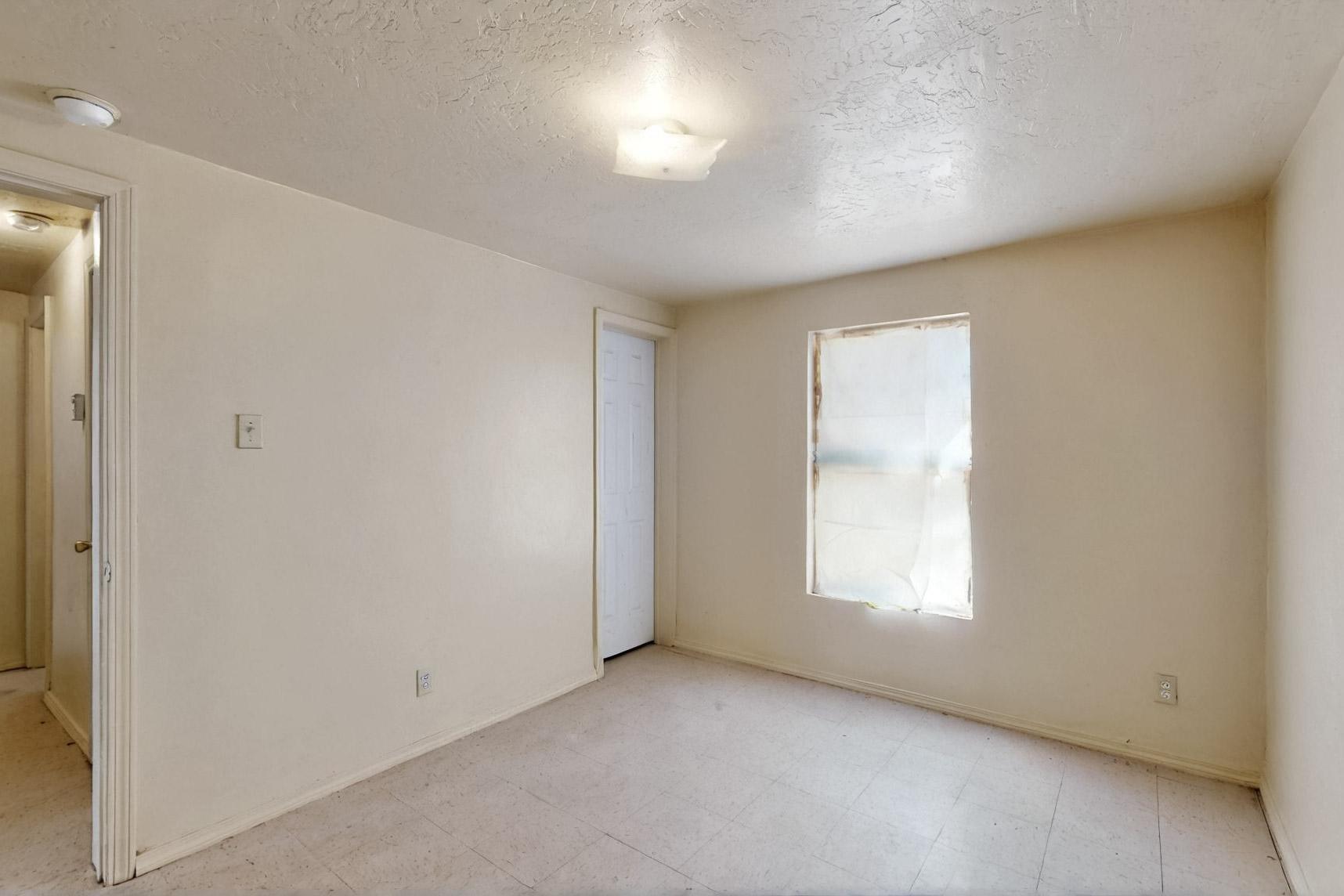 5212 CHEROKEE Road NE