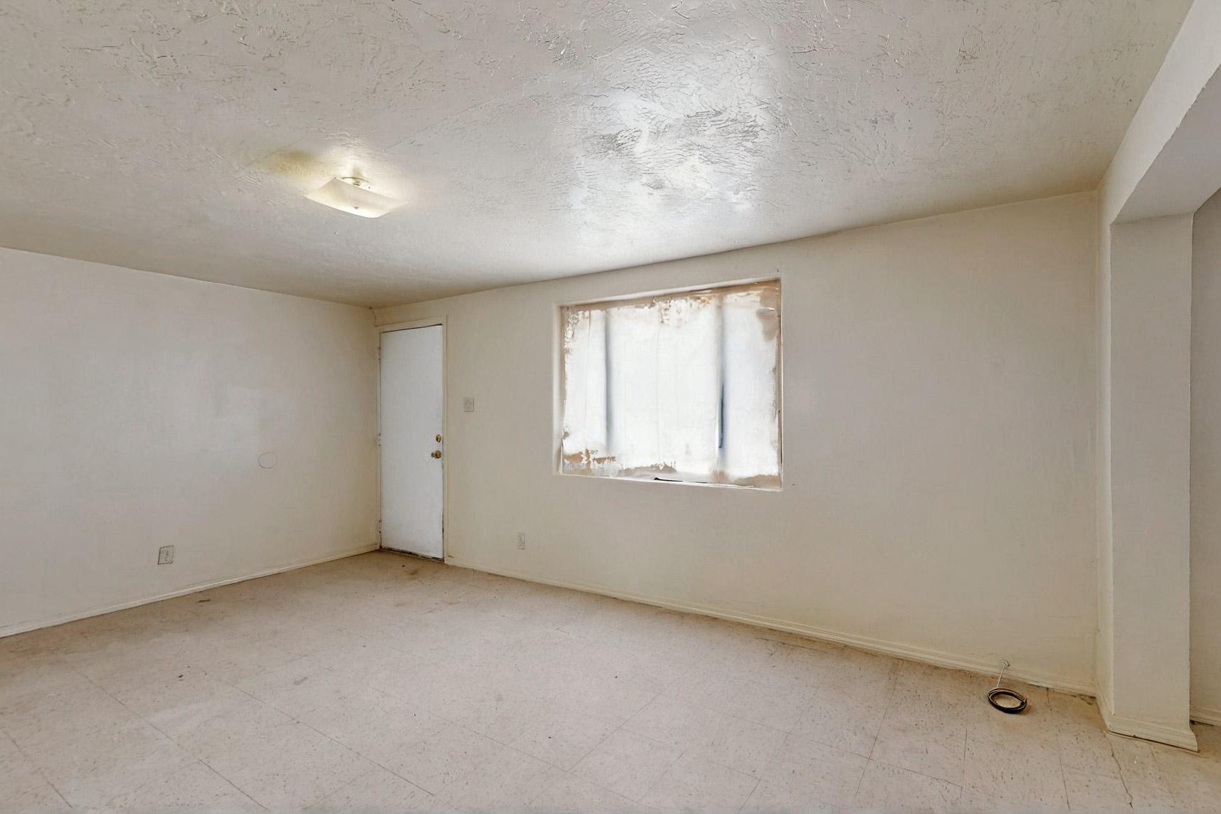 5212 CHEROKEE Road NE