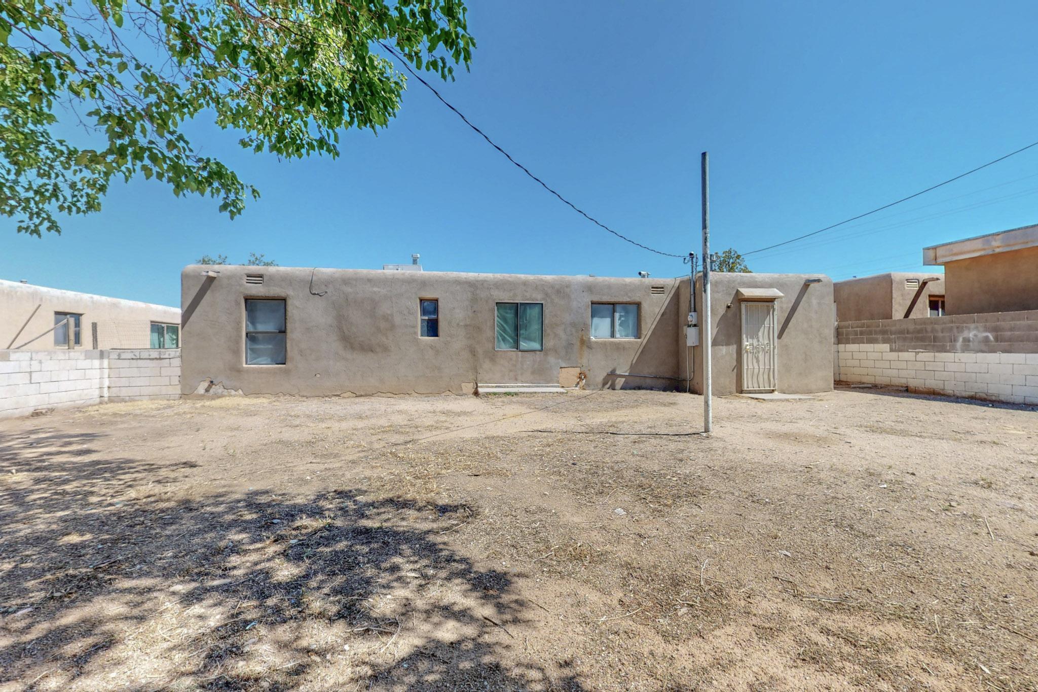 5212 CHEROKEE Road NE