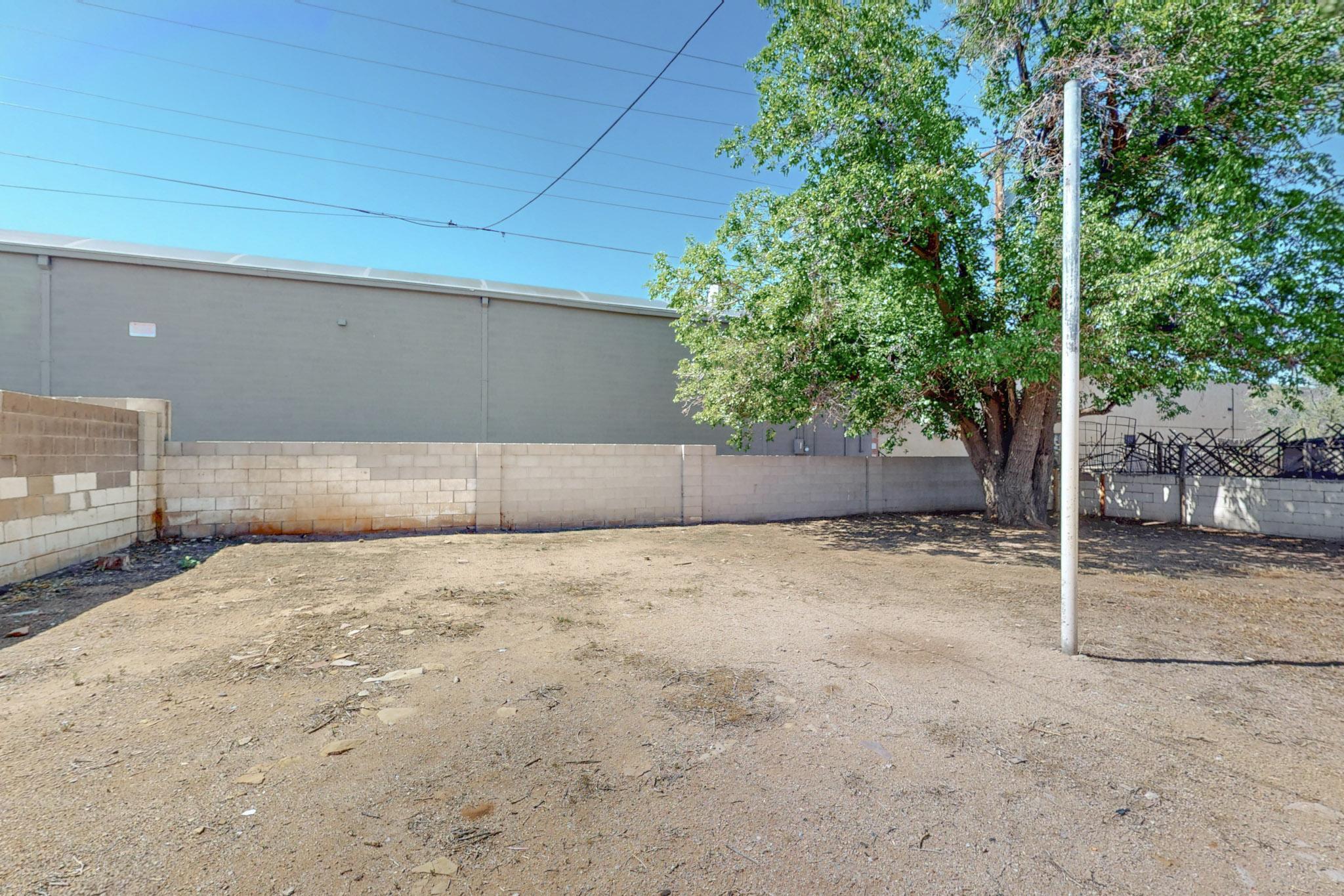 5212 CHEROKEE Road NE