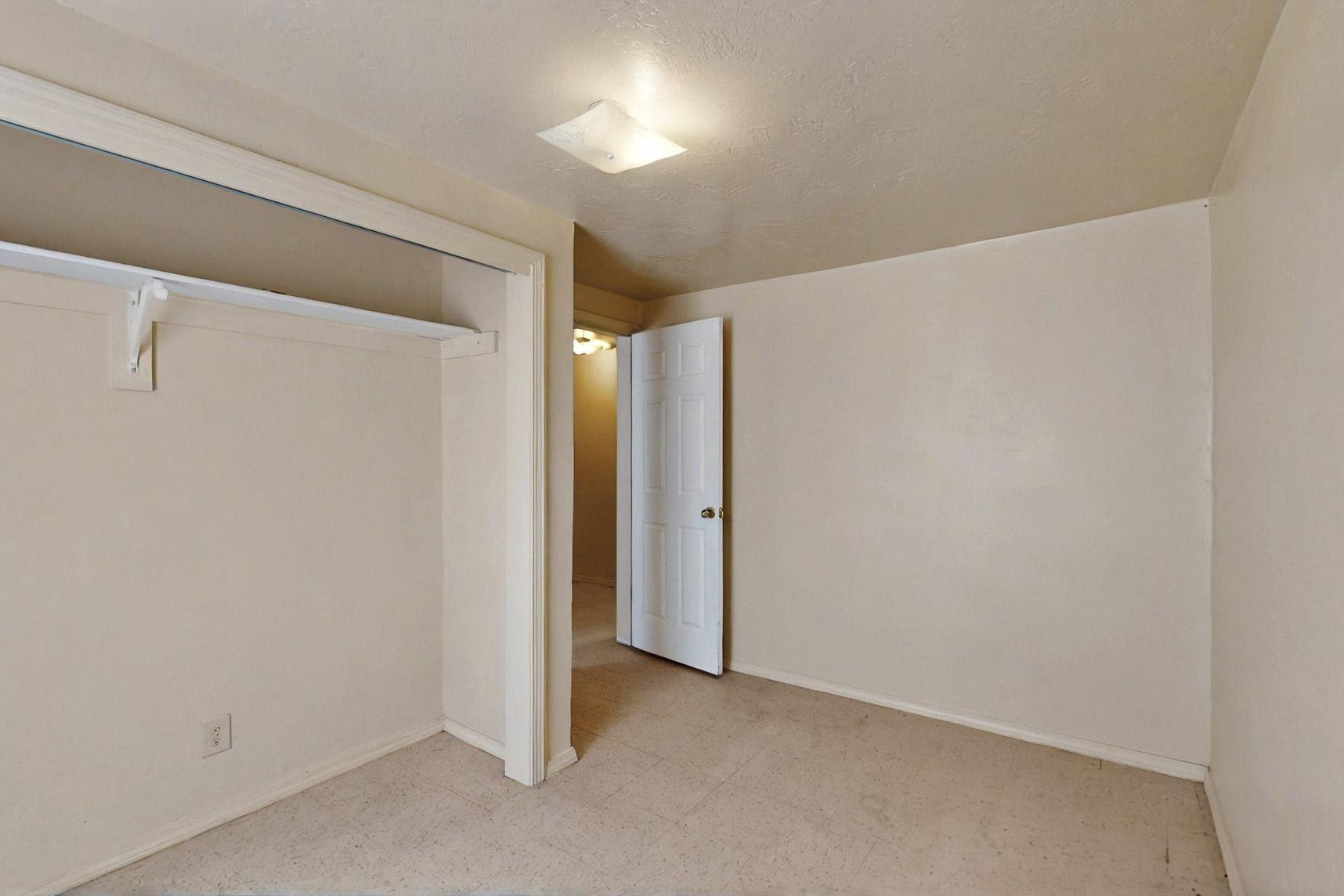 5212 CHEROKEE Road NE