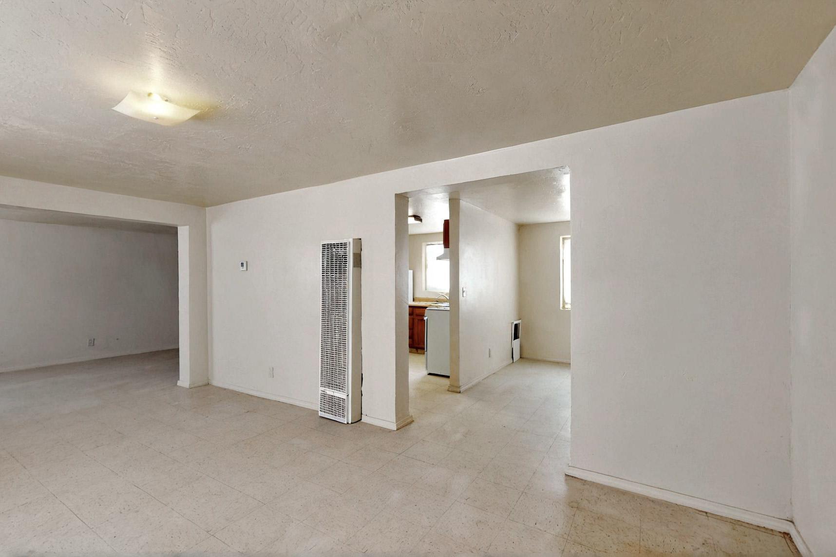 5212 CHEROKEE Road NE