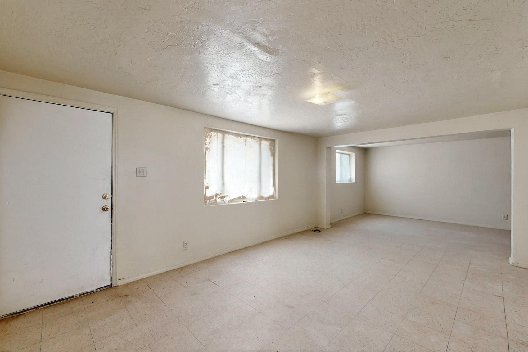 5212 CHEROKEE Road NE