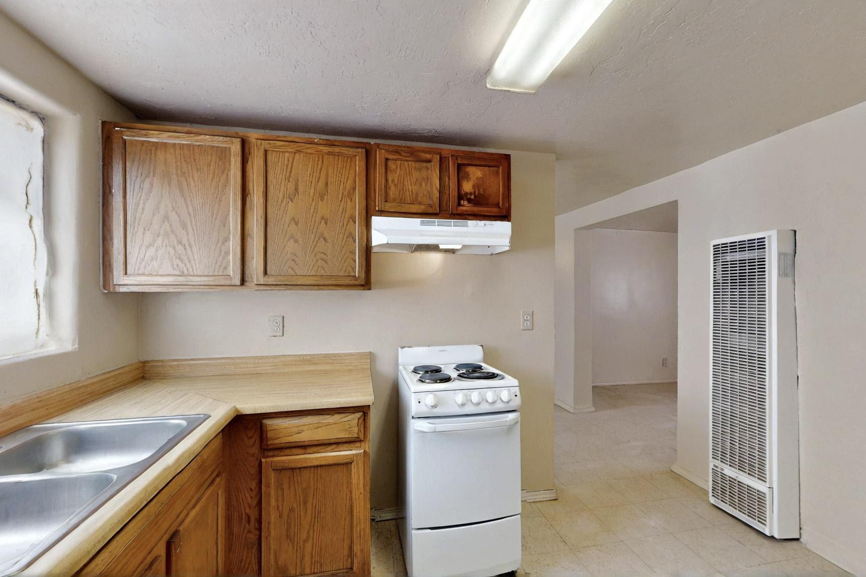 5212 CHEROKEE Road NE