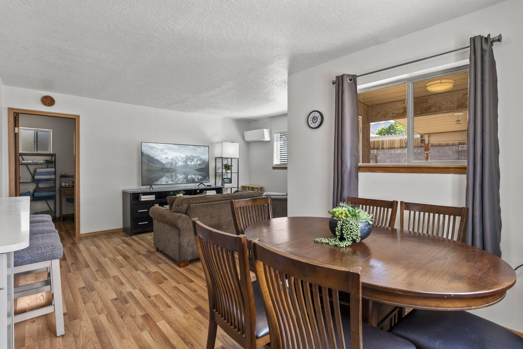 1712 MURIEL Street NE