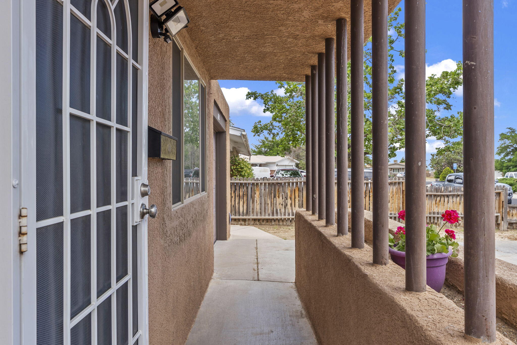 1712 MURIEL Street NE