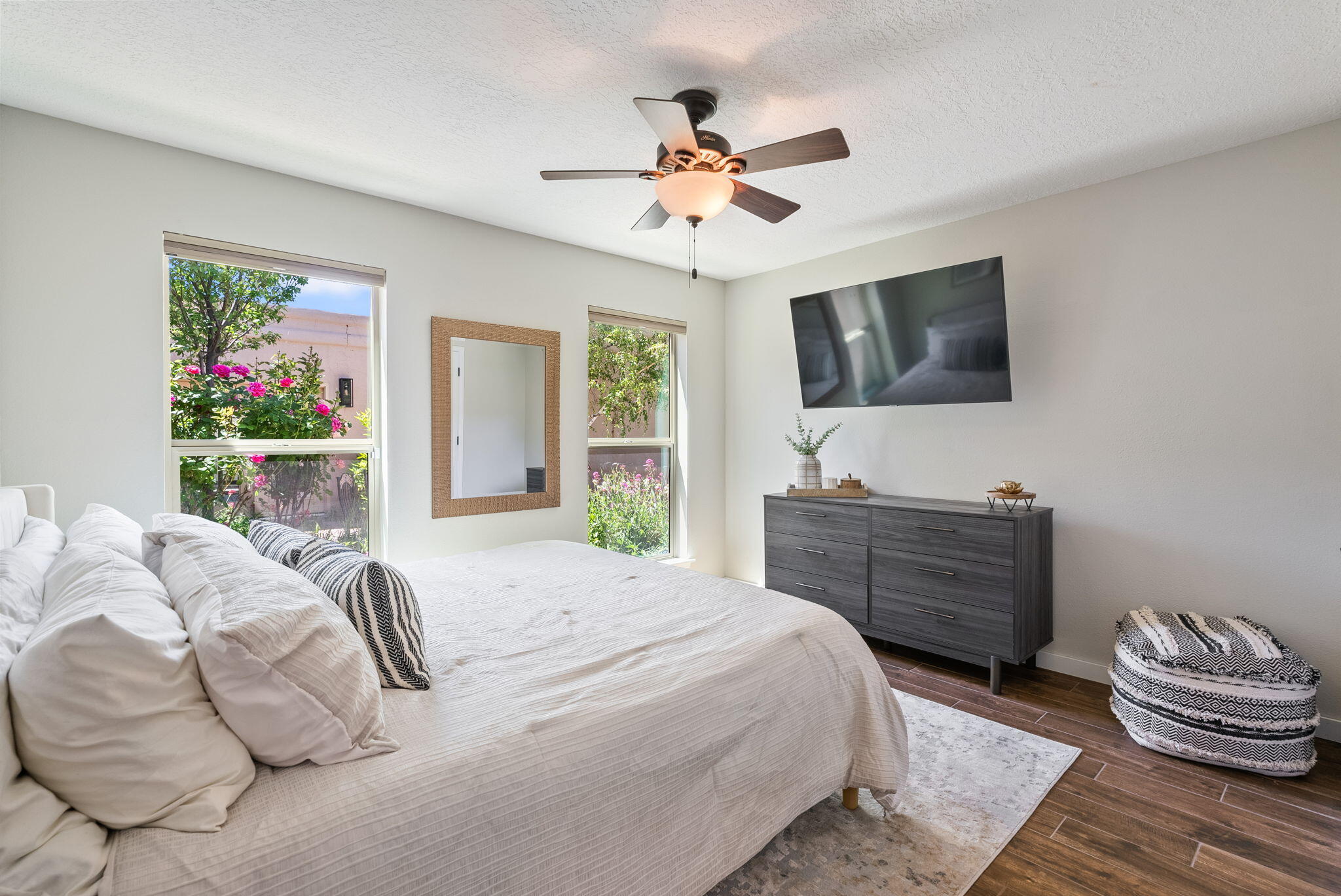 5512 ESTRELLITA DEL NORTE Road NE