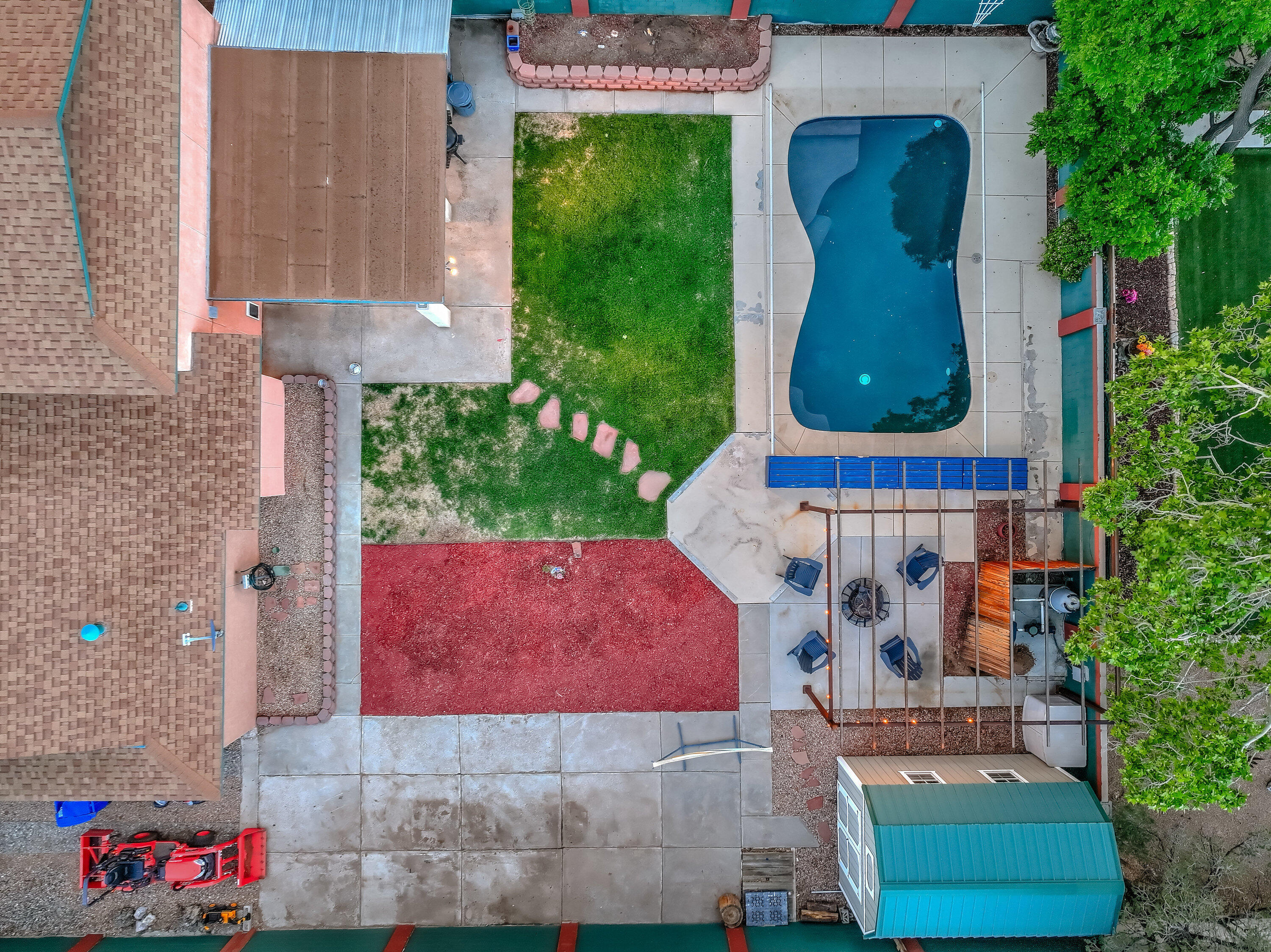 7421 WOODAL Street NE