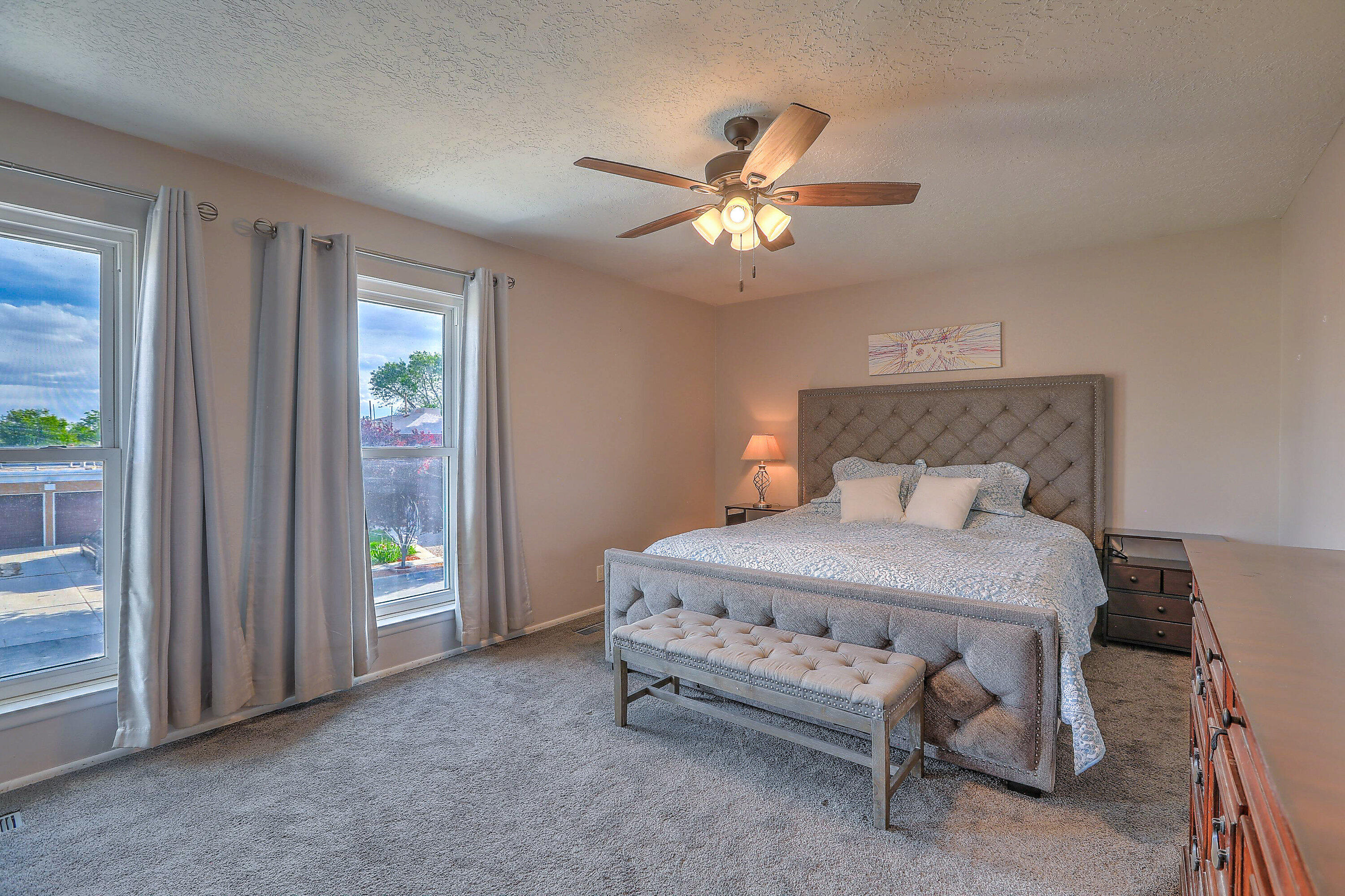 7421 WOODAL Street NE